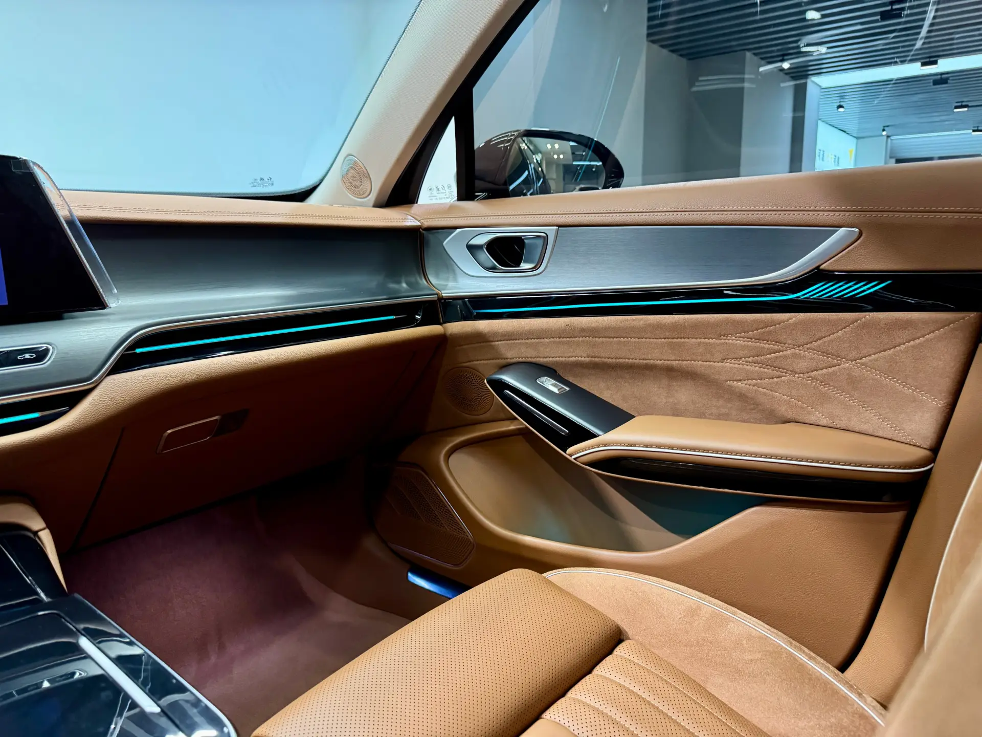 Hongqi H9, 2024 16