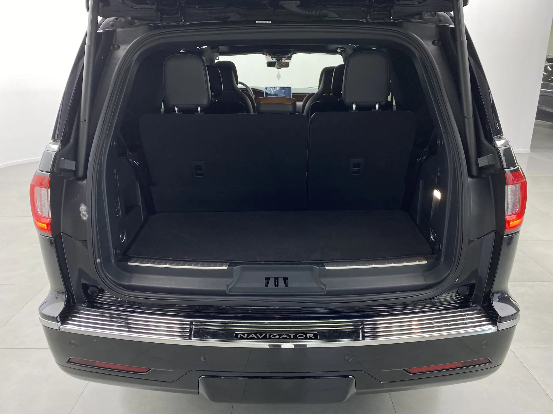 Lincoln Navigator, 2021 35