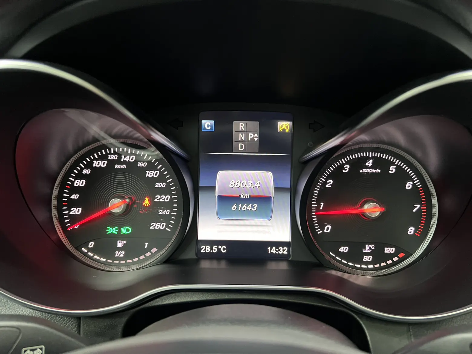 Mercedes-Benz GLC 260 4MATIC, 2018 16