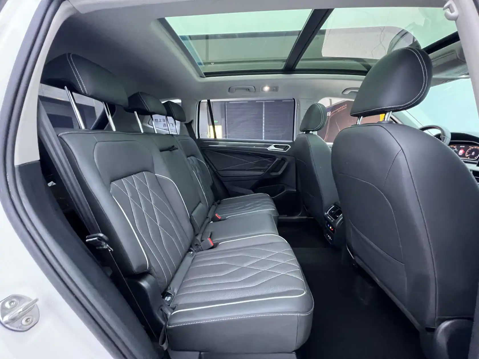 Volkswagen Tiguan L, 2022 16