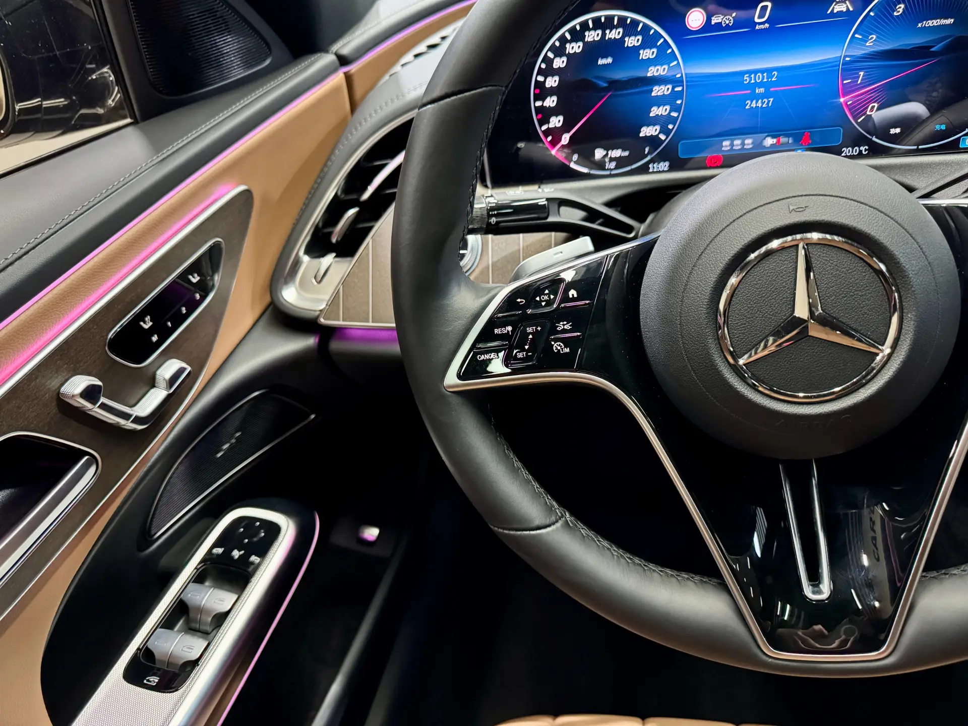 Mercedes-Benz E 300 L, 2024 12