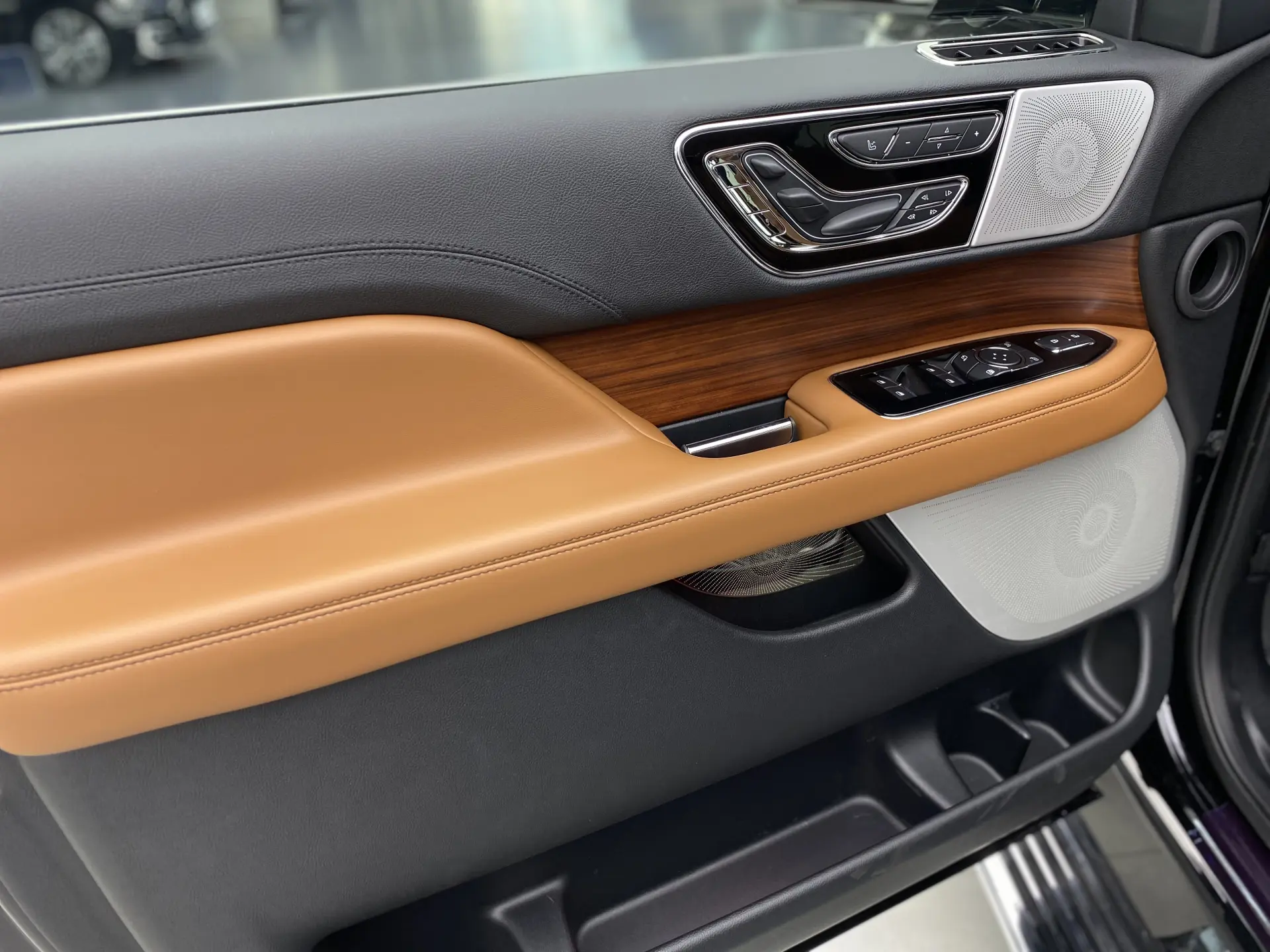Lincoln Navigator, 2021 23