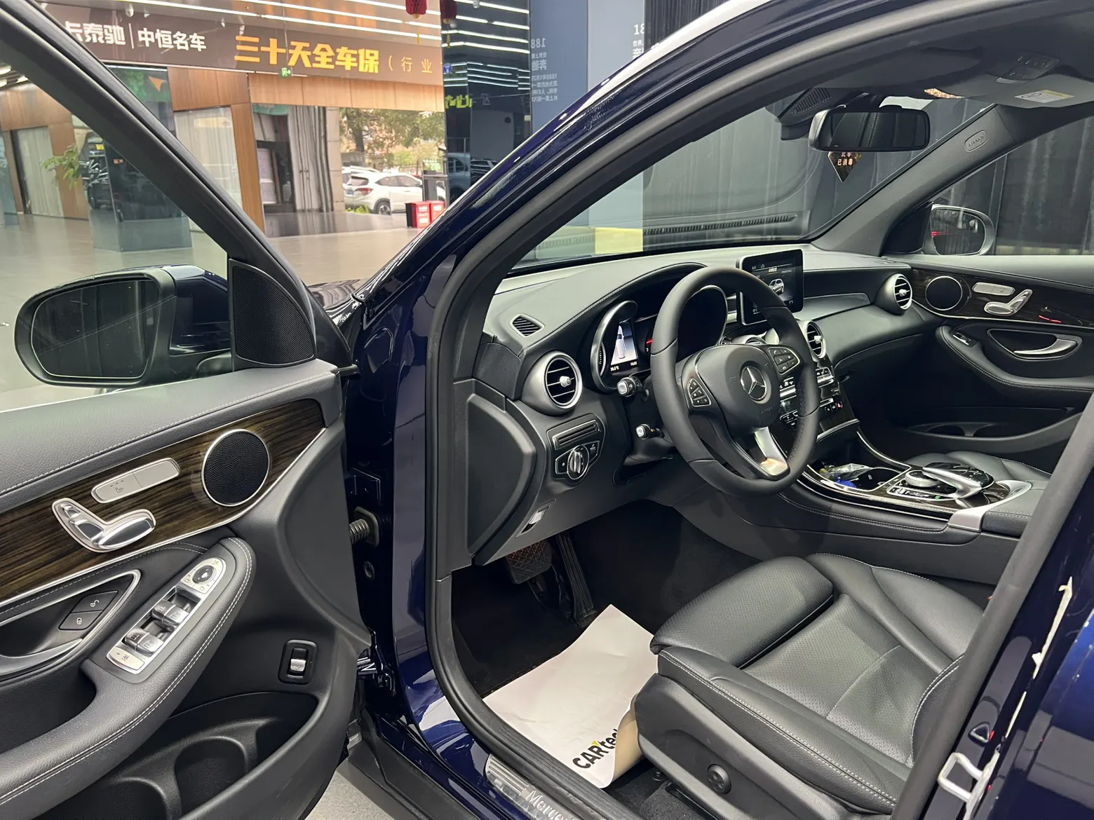 Mercedes-Benz GLC 260 4MATIC, 2018 17