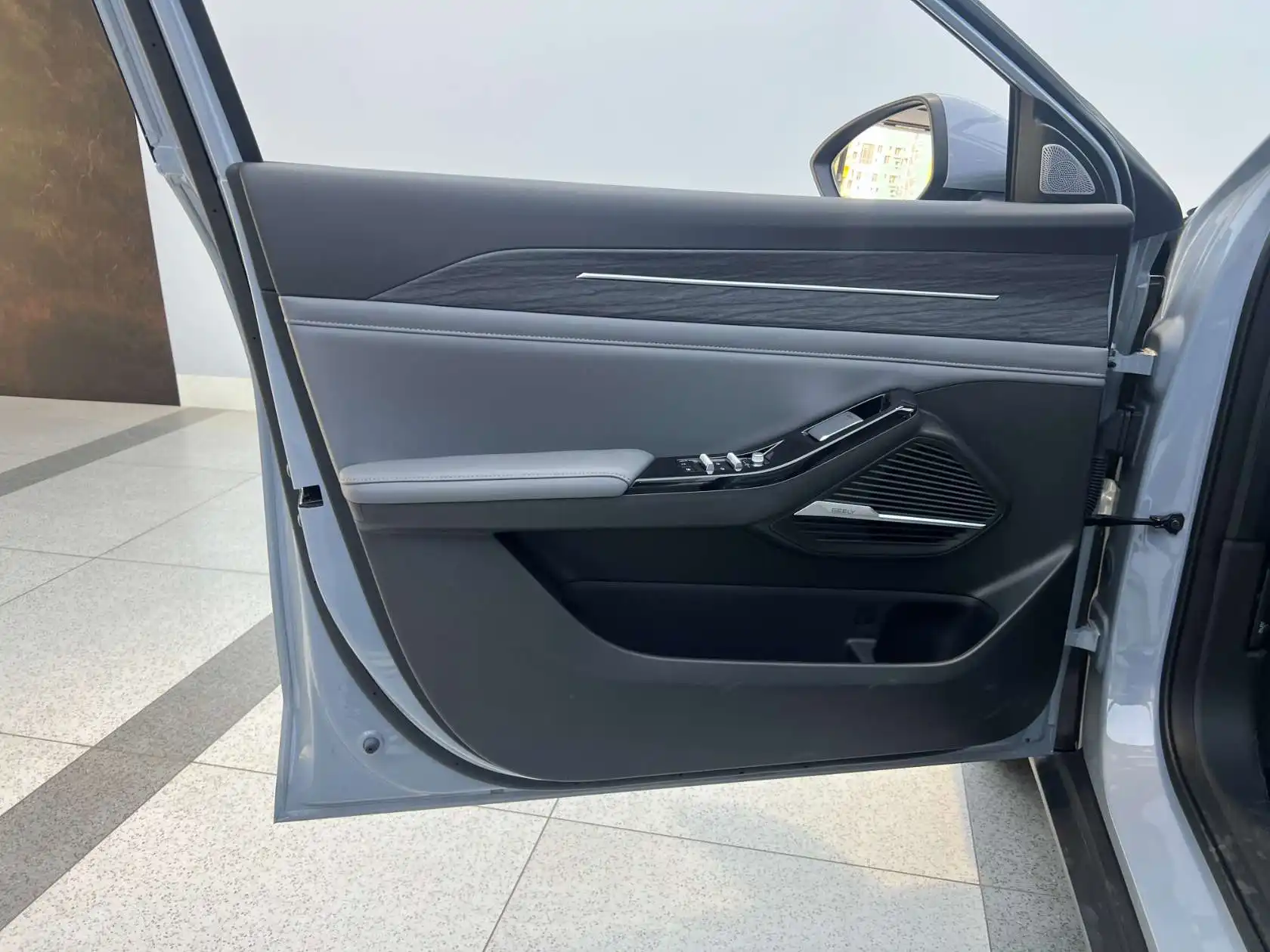 Geely Galaxy Galaxy L6, 2025 11