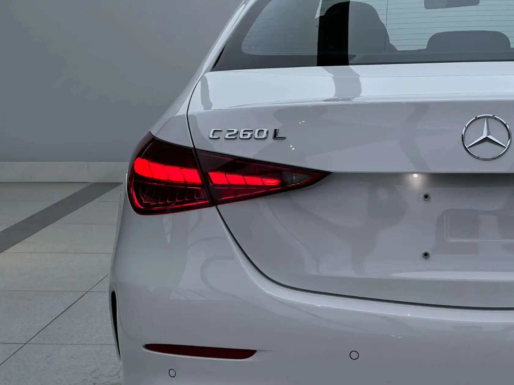 Mercedes-Benz C 260 L, 2026 6