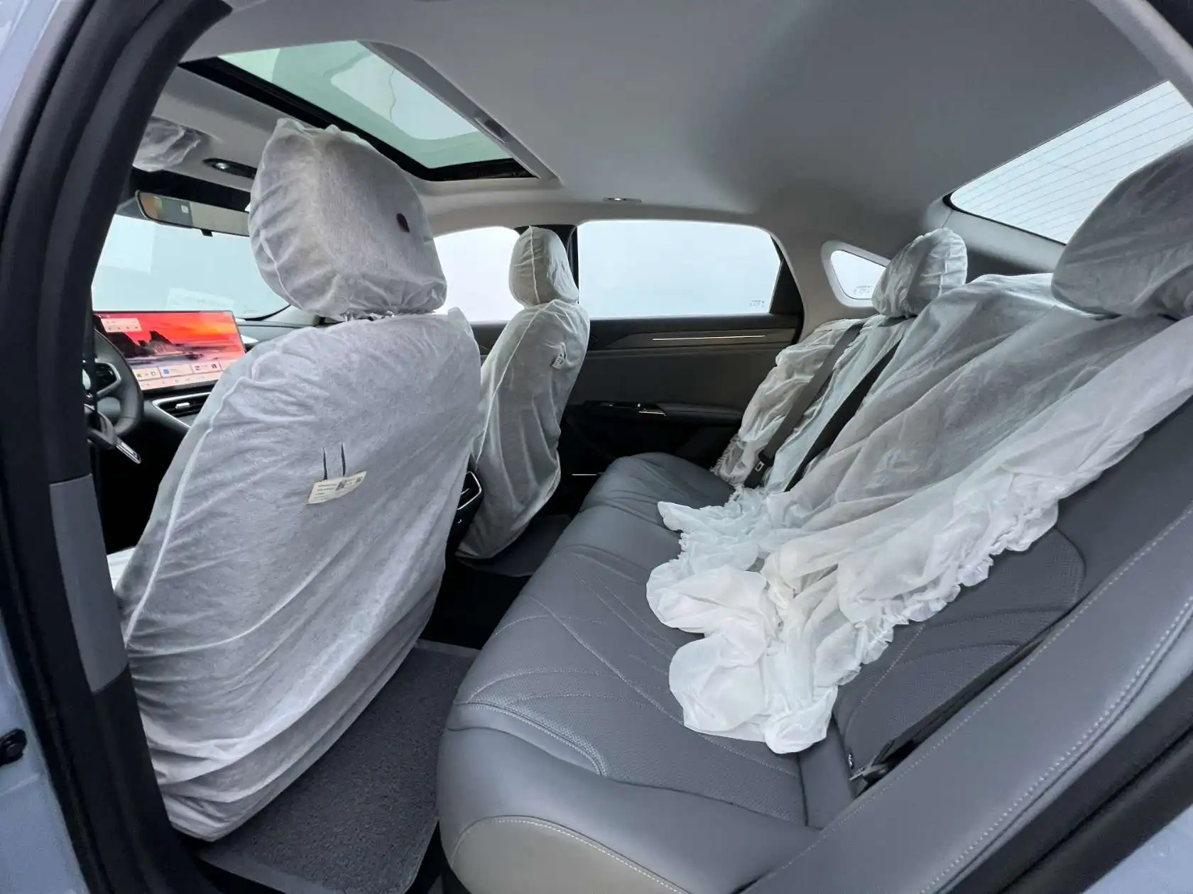 Geely Galaxy Galaxy L6, 2025 12