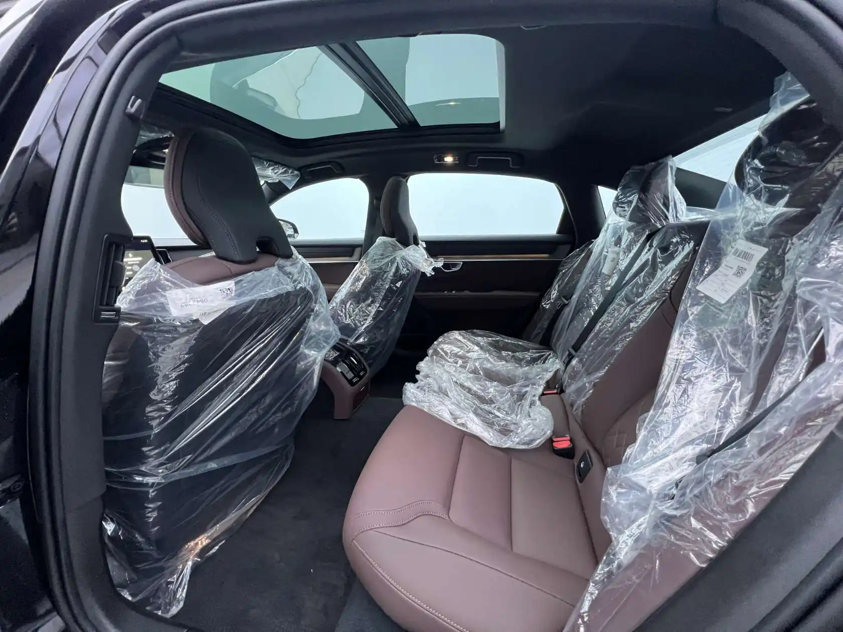 Volvo S90, 2025 12