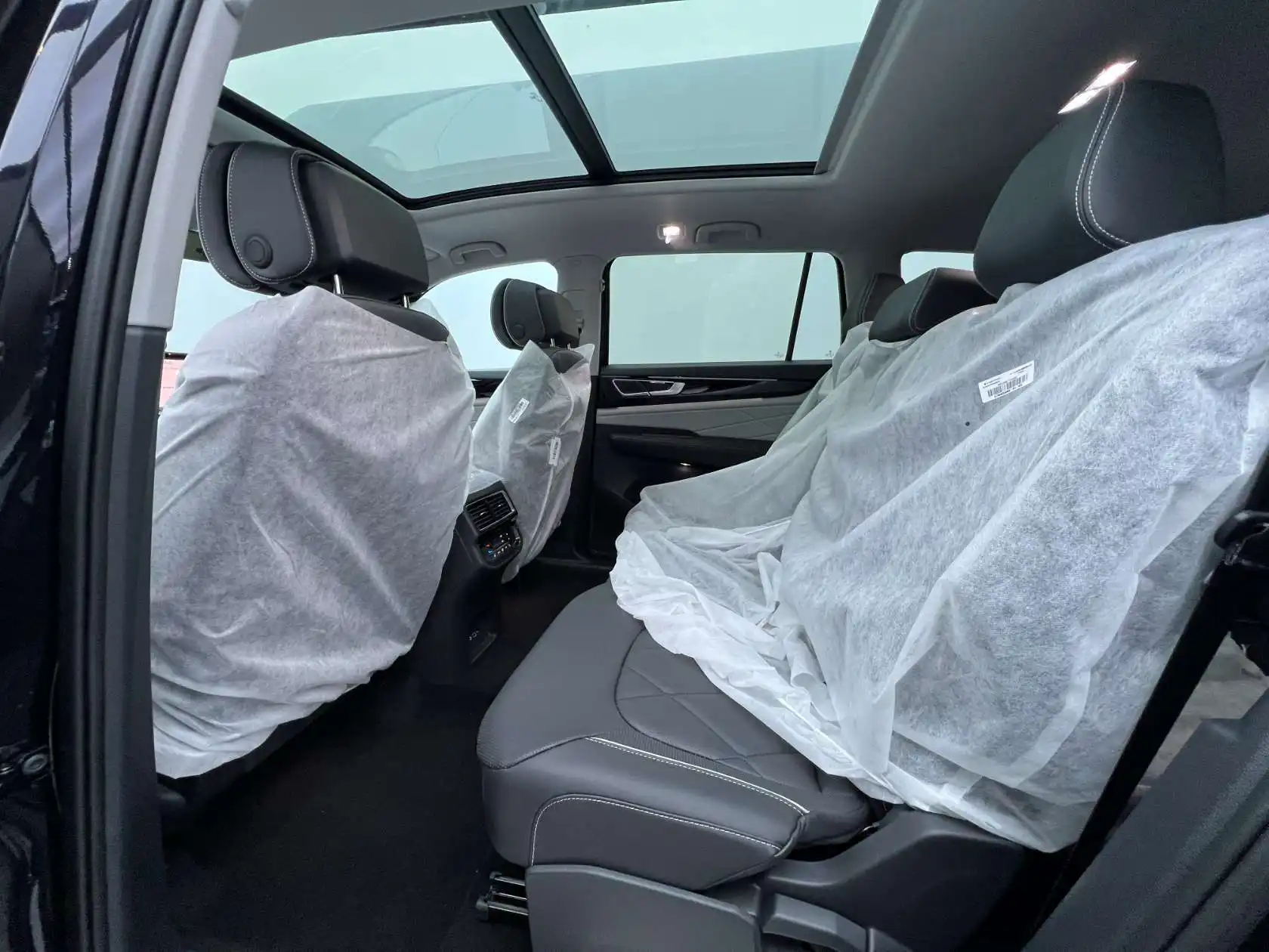 Volkswagen Teramont, 2025 13