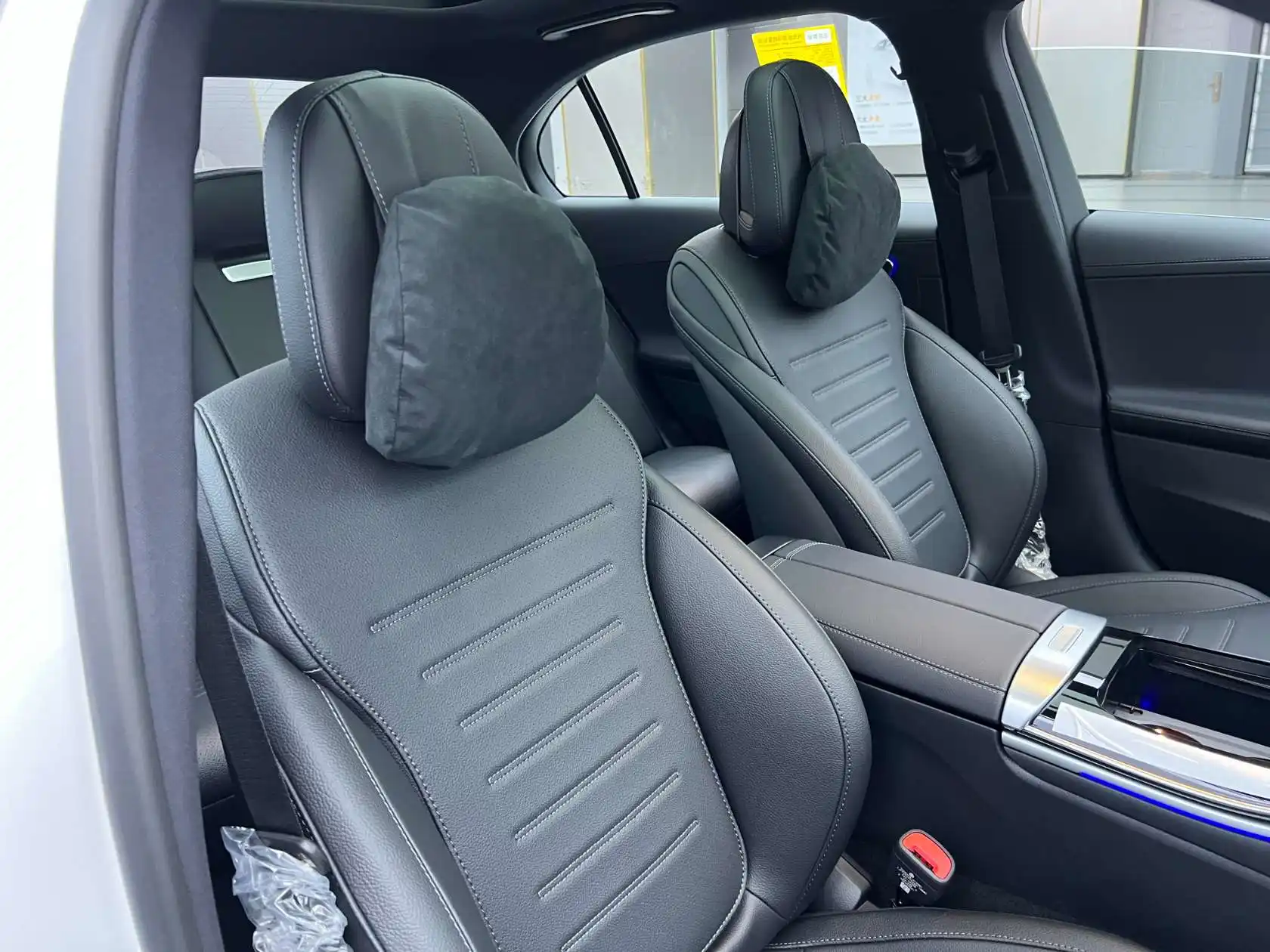 Mercedes-Benz C 260 L, 2026 19