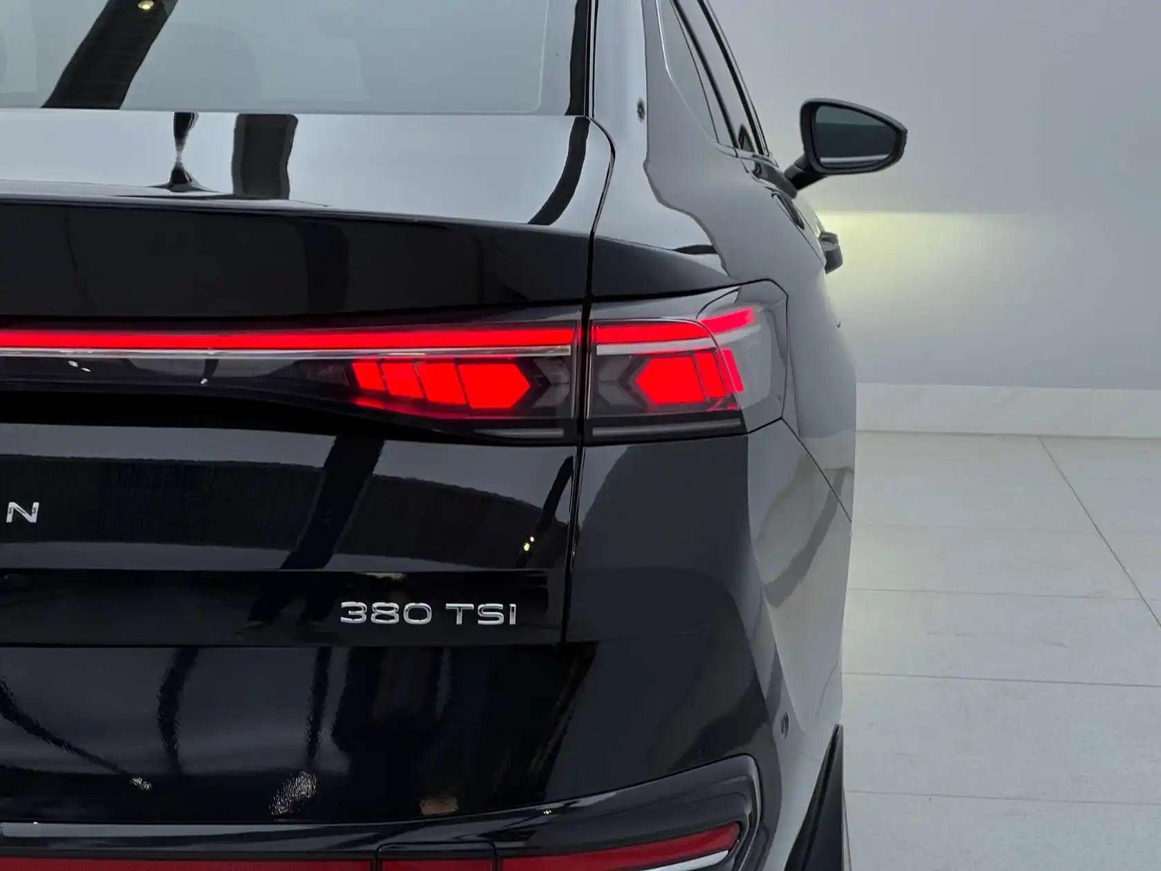 Volkswagen Magotan, 2024 6