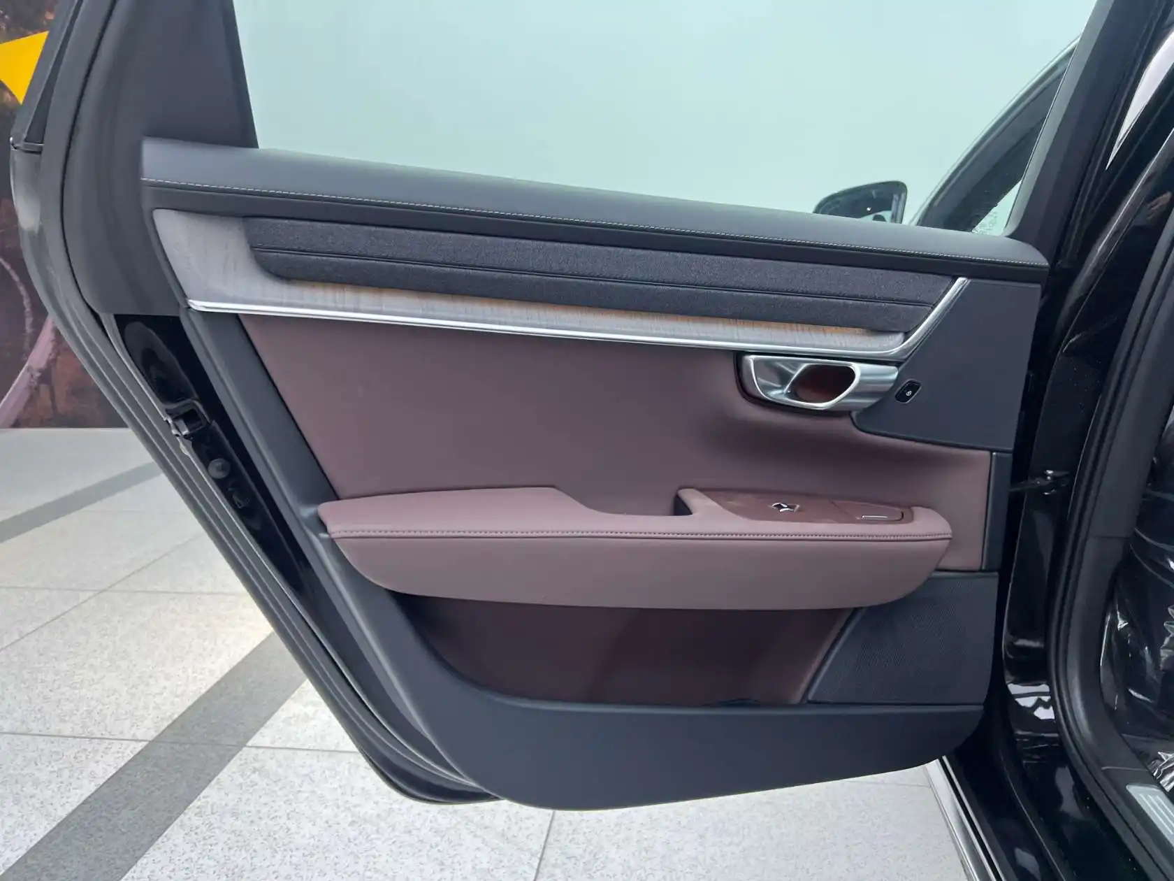 Volvo S90, 2025 15