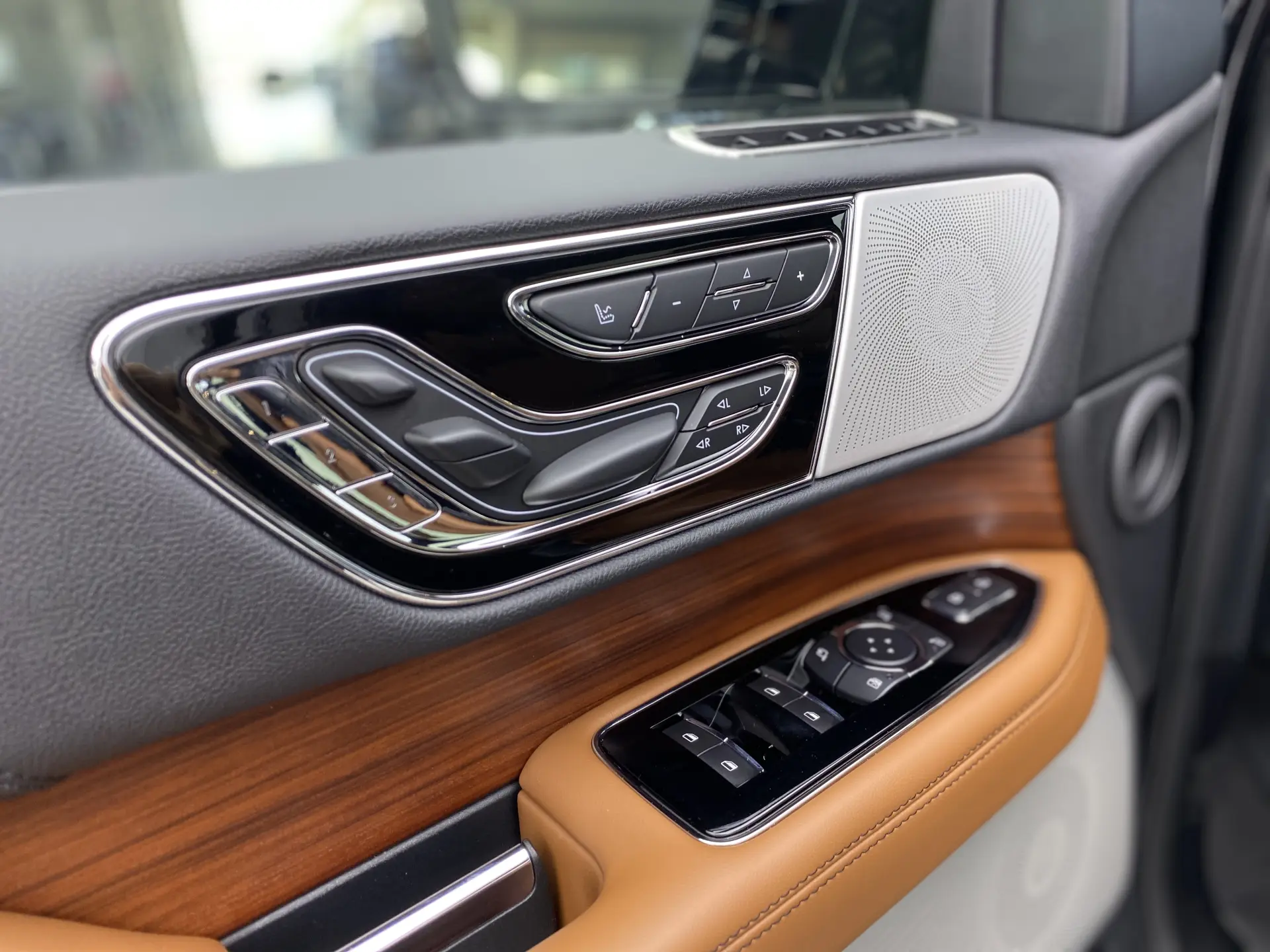 Lincoln Navigator, 2021 24