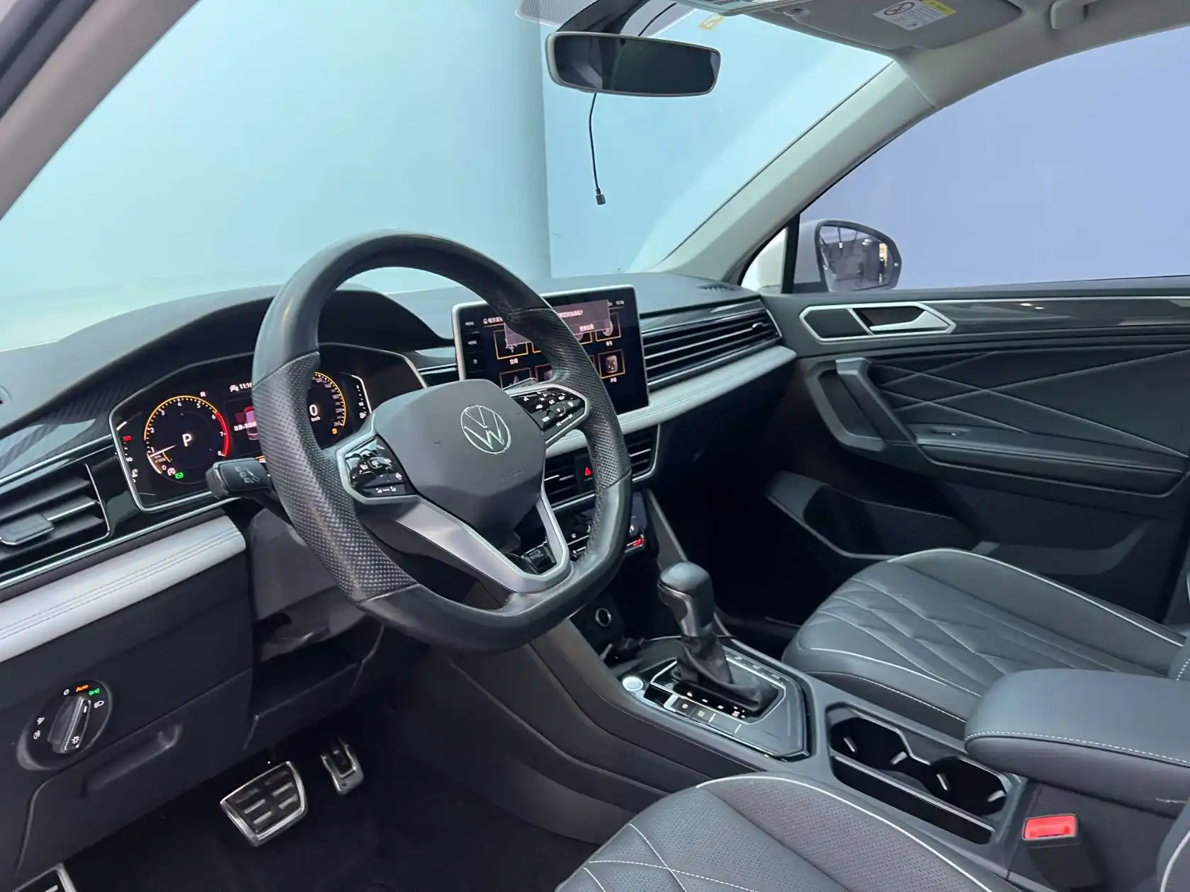 Volkswagen Tiguan L, 2022 8