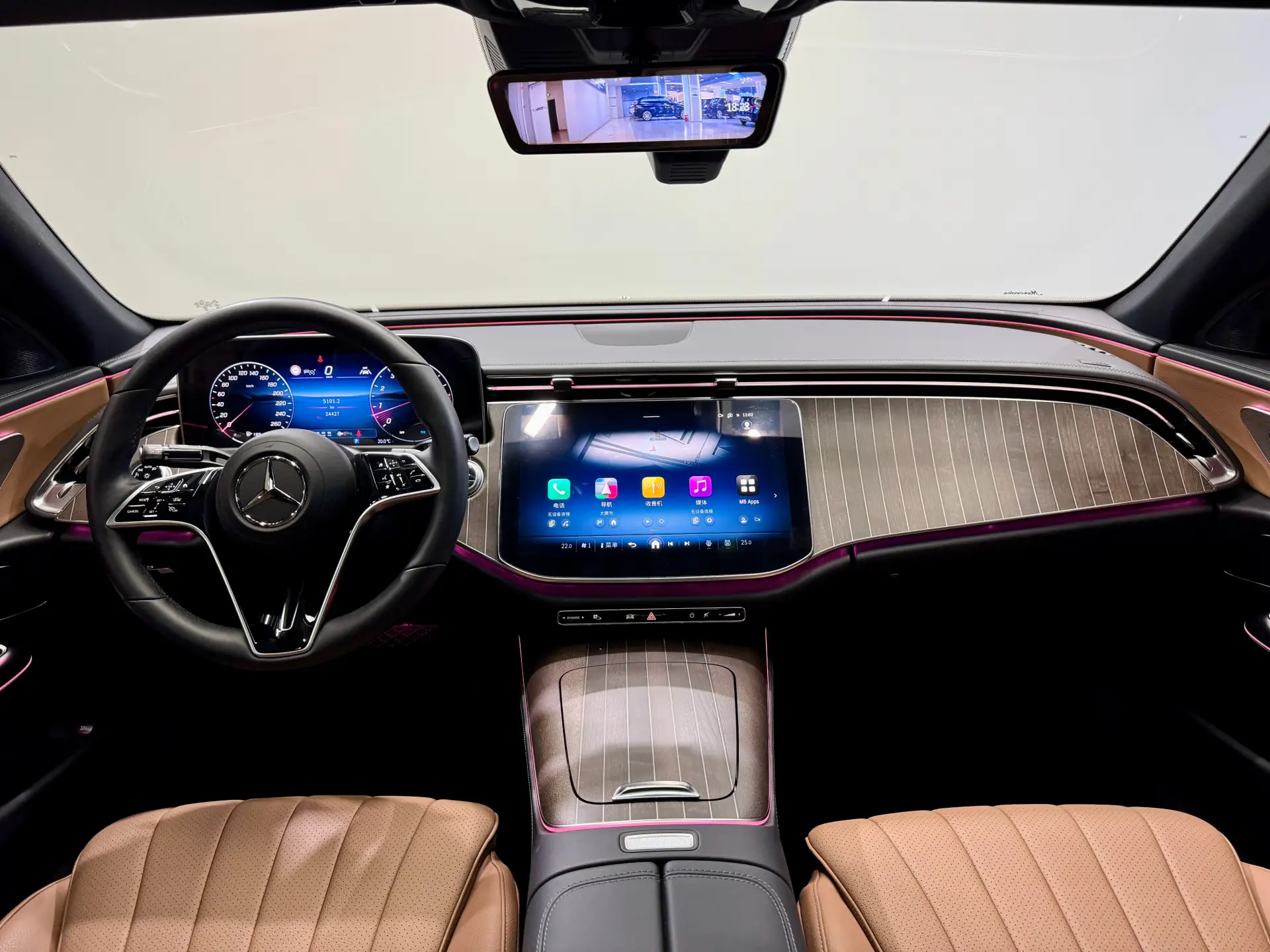 Mercedes-Benz E 300 L, 2024 9