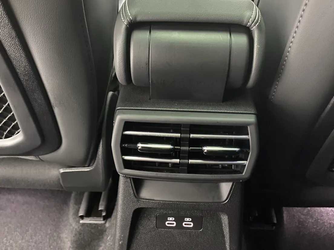 Audi Flying Spur, 2025 22