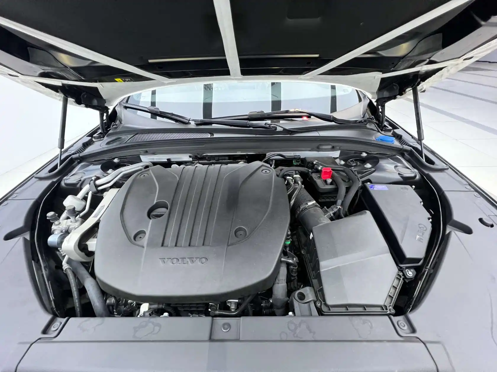 Volvo S90, 2025 25