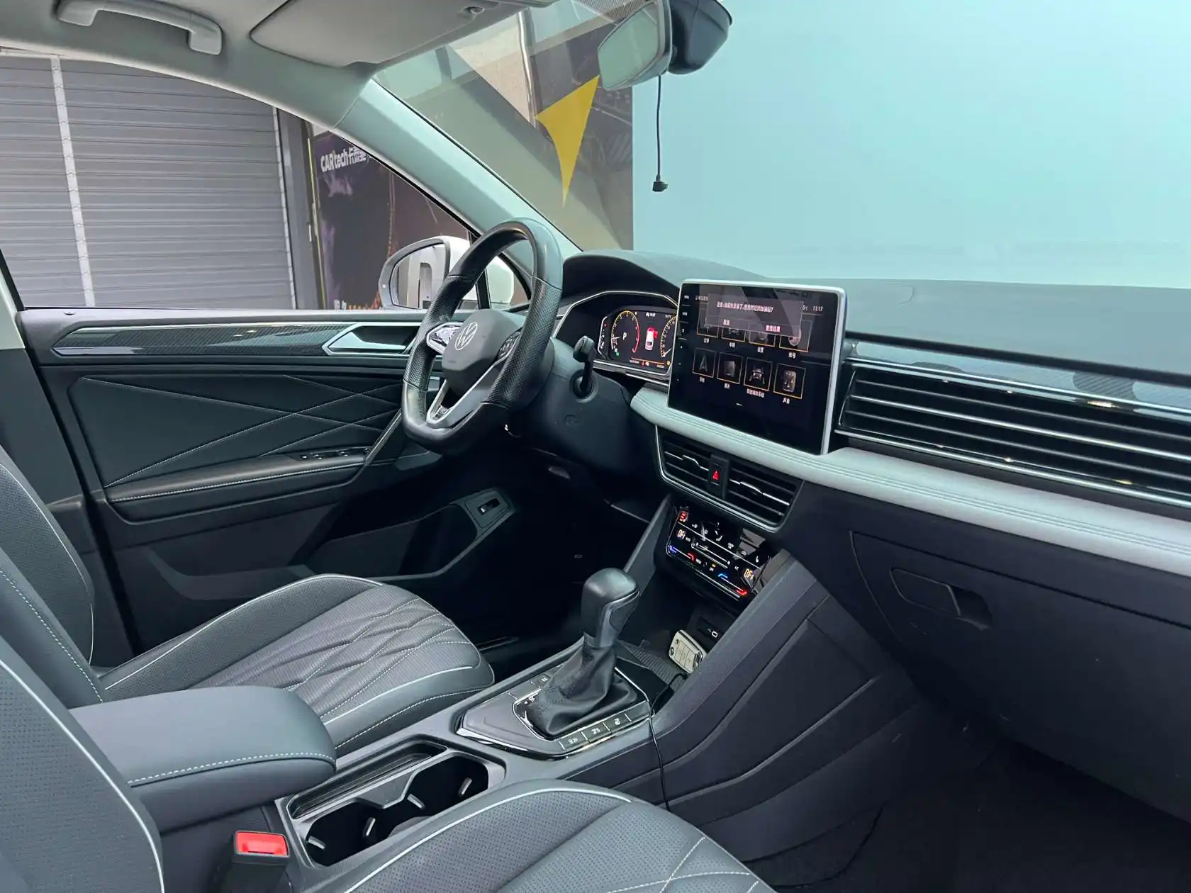 Volkswagen Tiguan L, 2022 19