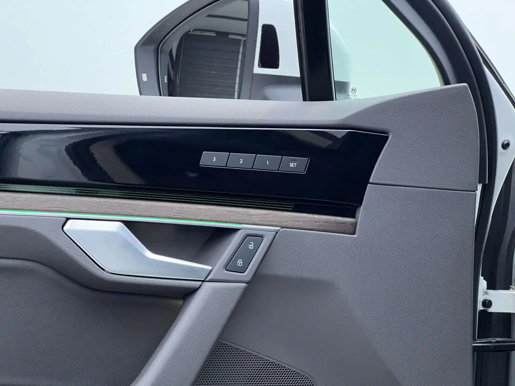 Volkswagen Touareg, 2022 14