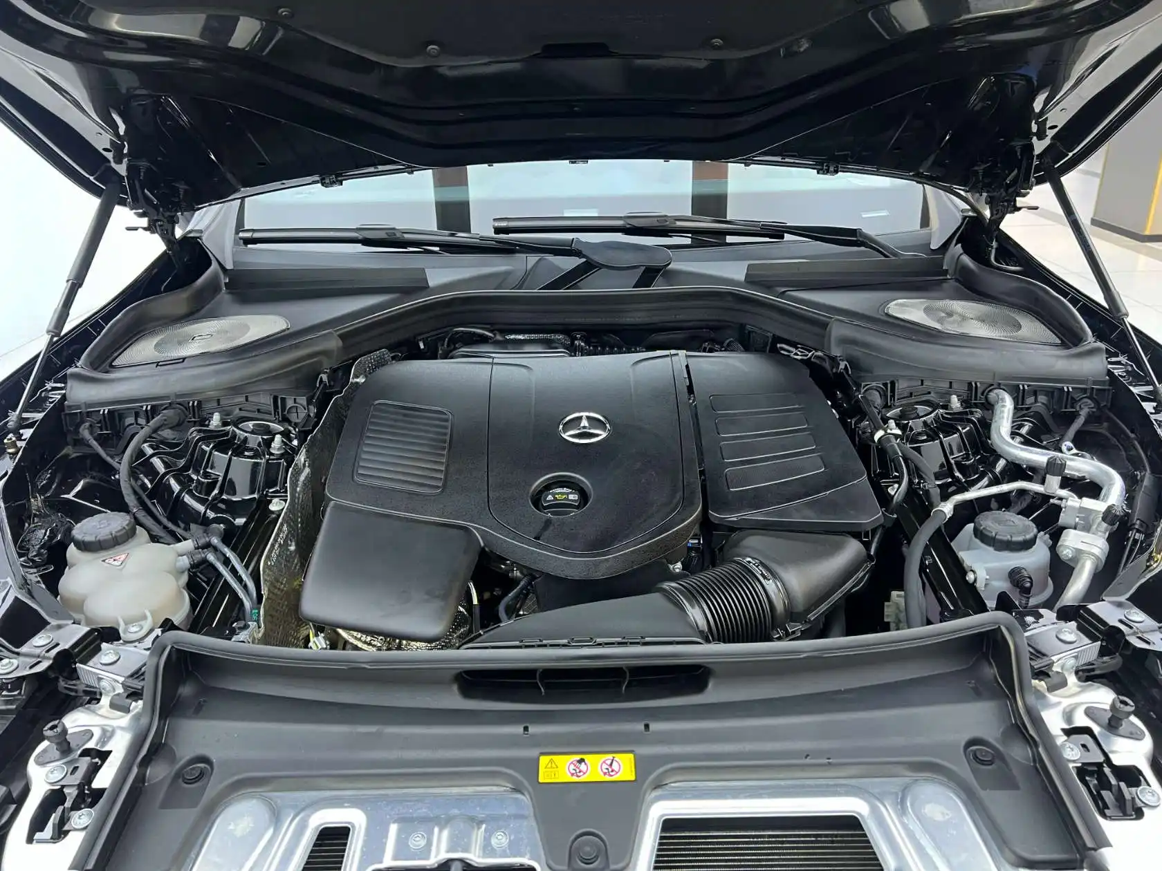 Mercedes-Benz GLC 300 L, 2024 25