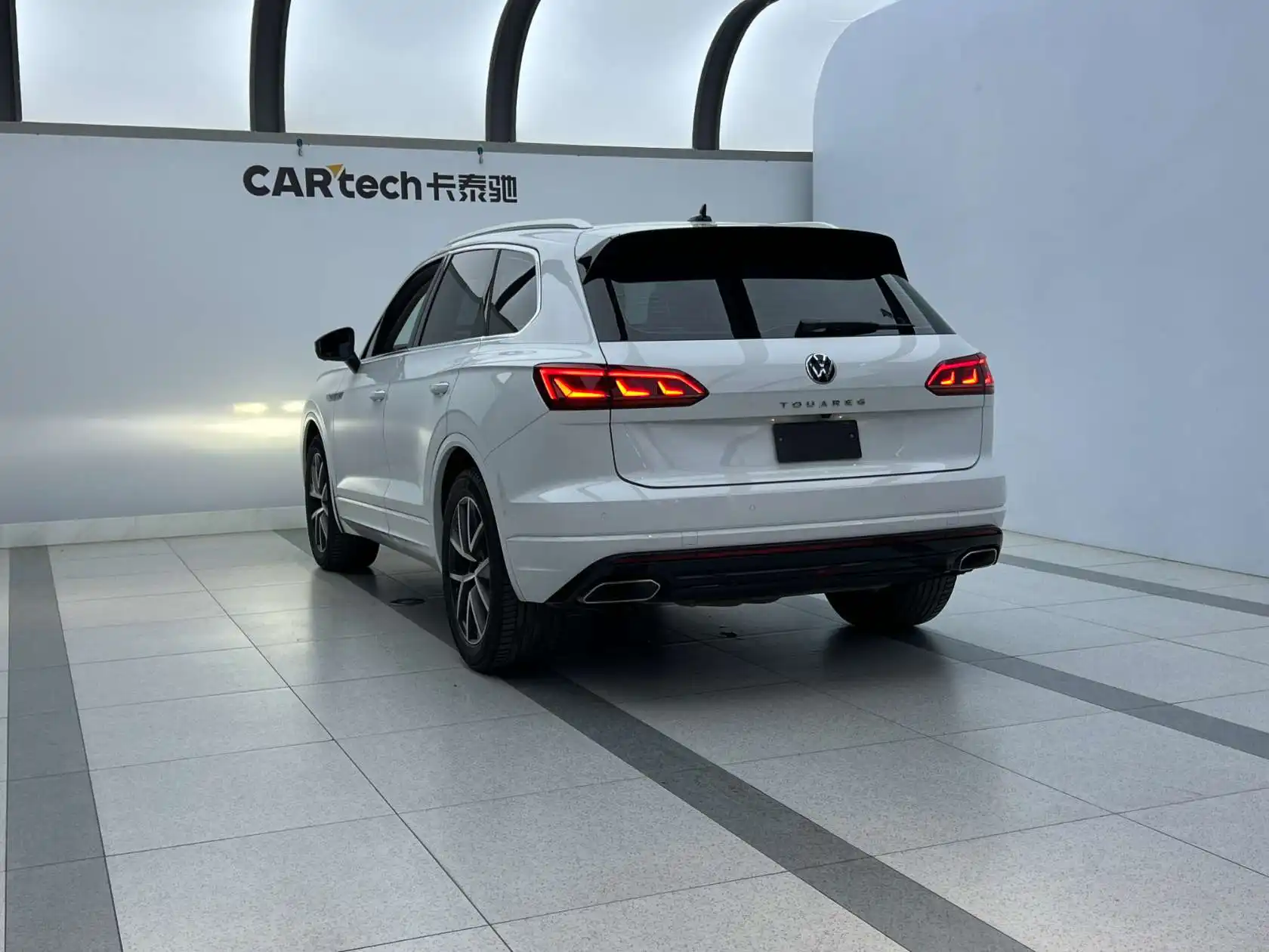 Volkswagen Touareg, 2022 4