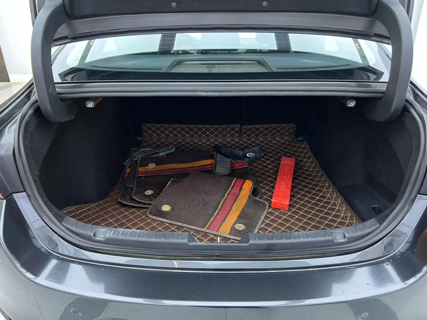 Mazda Mazda3, 2022 27