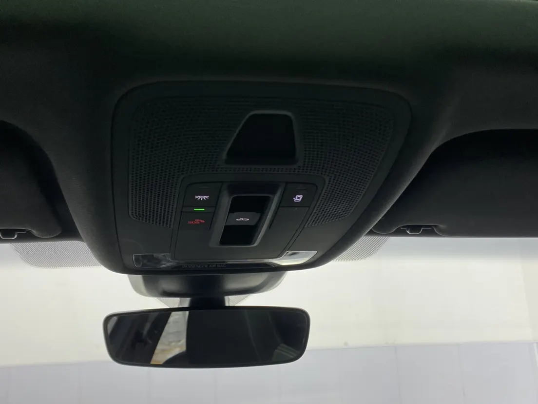 Audi Flying Spur, 2025 28