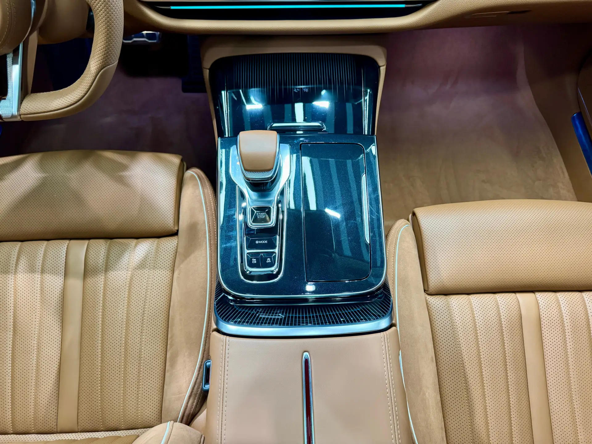 Hongqi H9, 2024 15