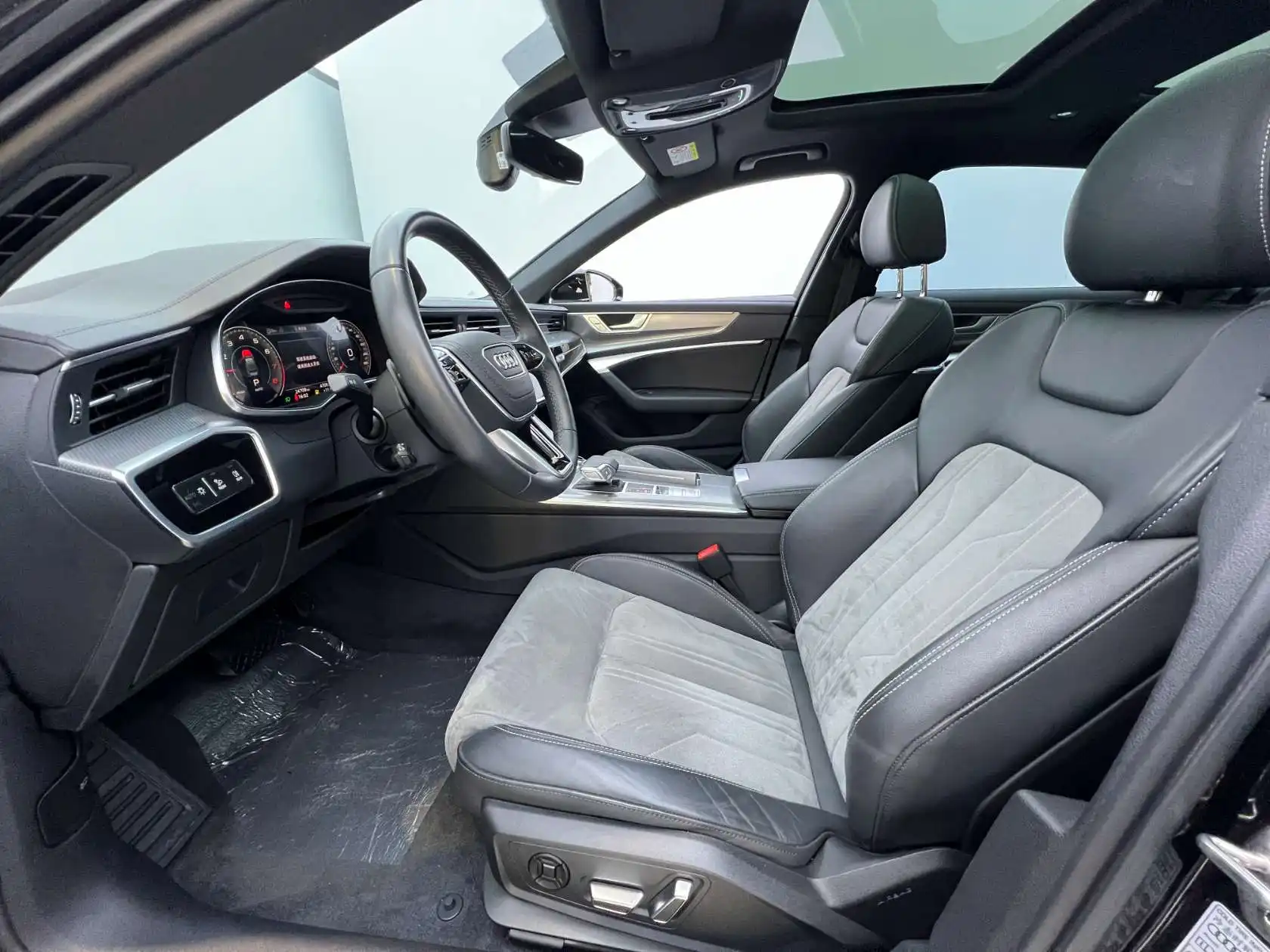 Audi A6L 45 TFSI, 2025 10