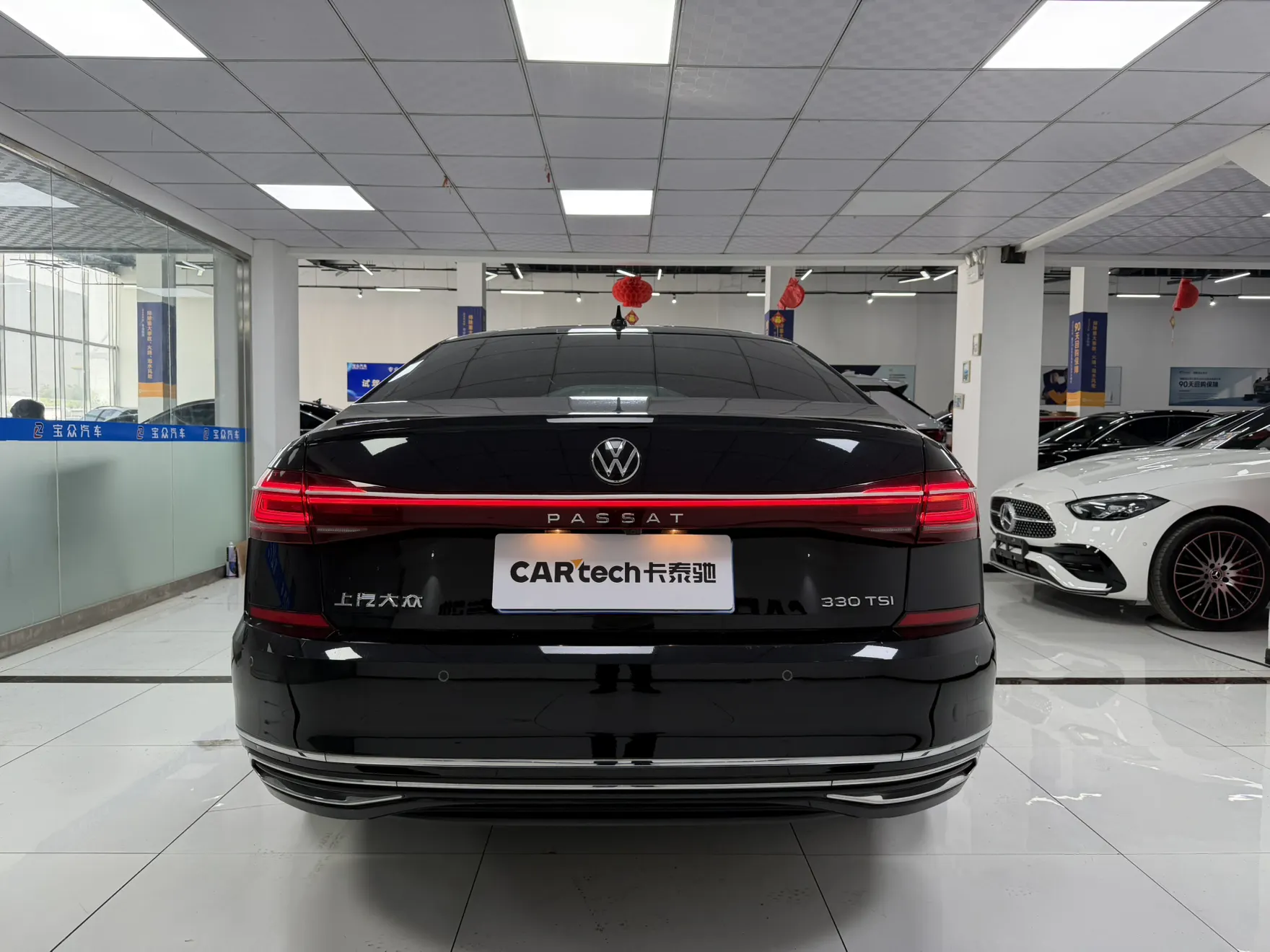 Volkswagen Passat, 2023 17