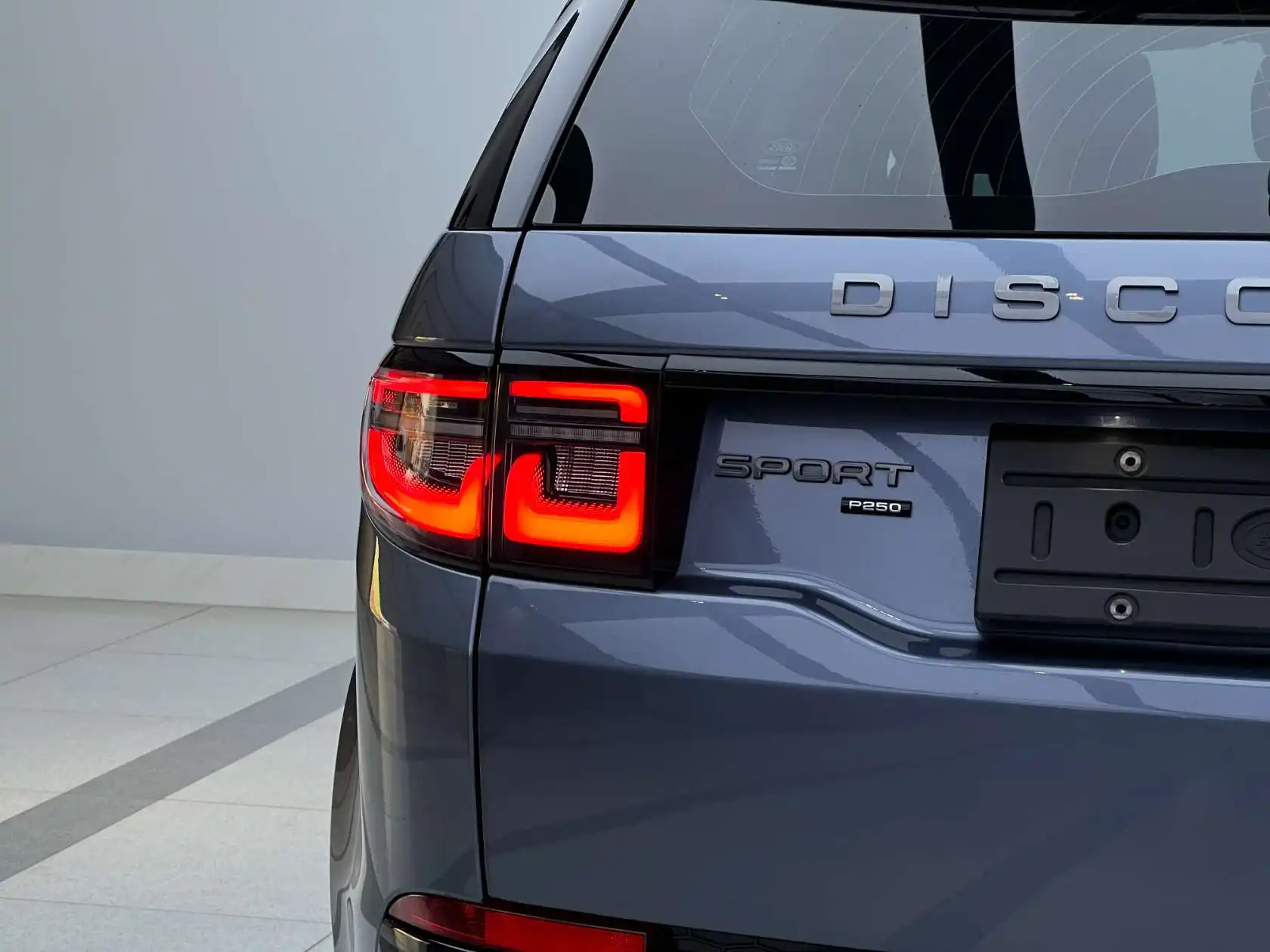 Land Rover Discovery Sport, 2022 6