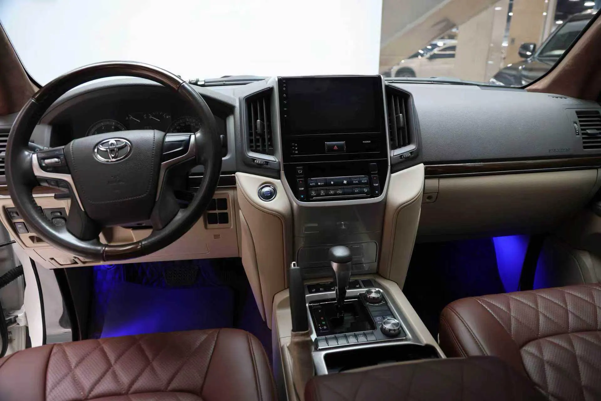Toyota Land Cruiser, 2020 9