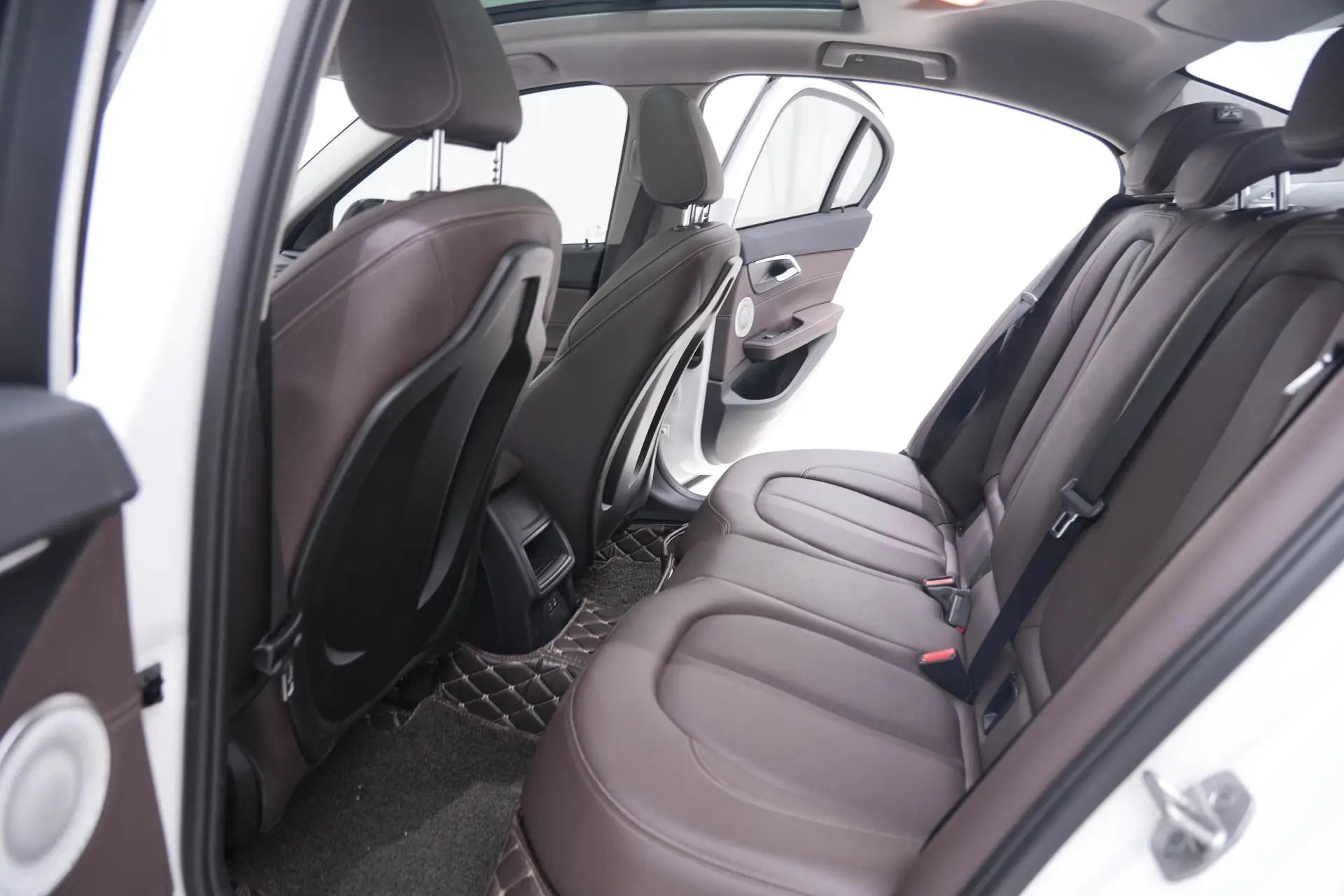 BMW 120i, 2023 21