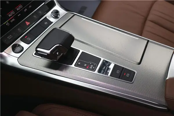 Audi A6L 40 TFSI, 2021 10