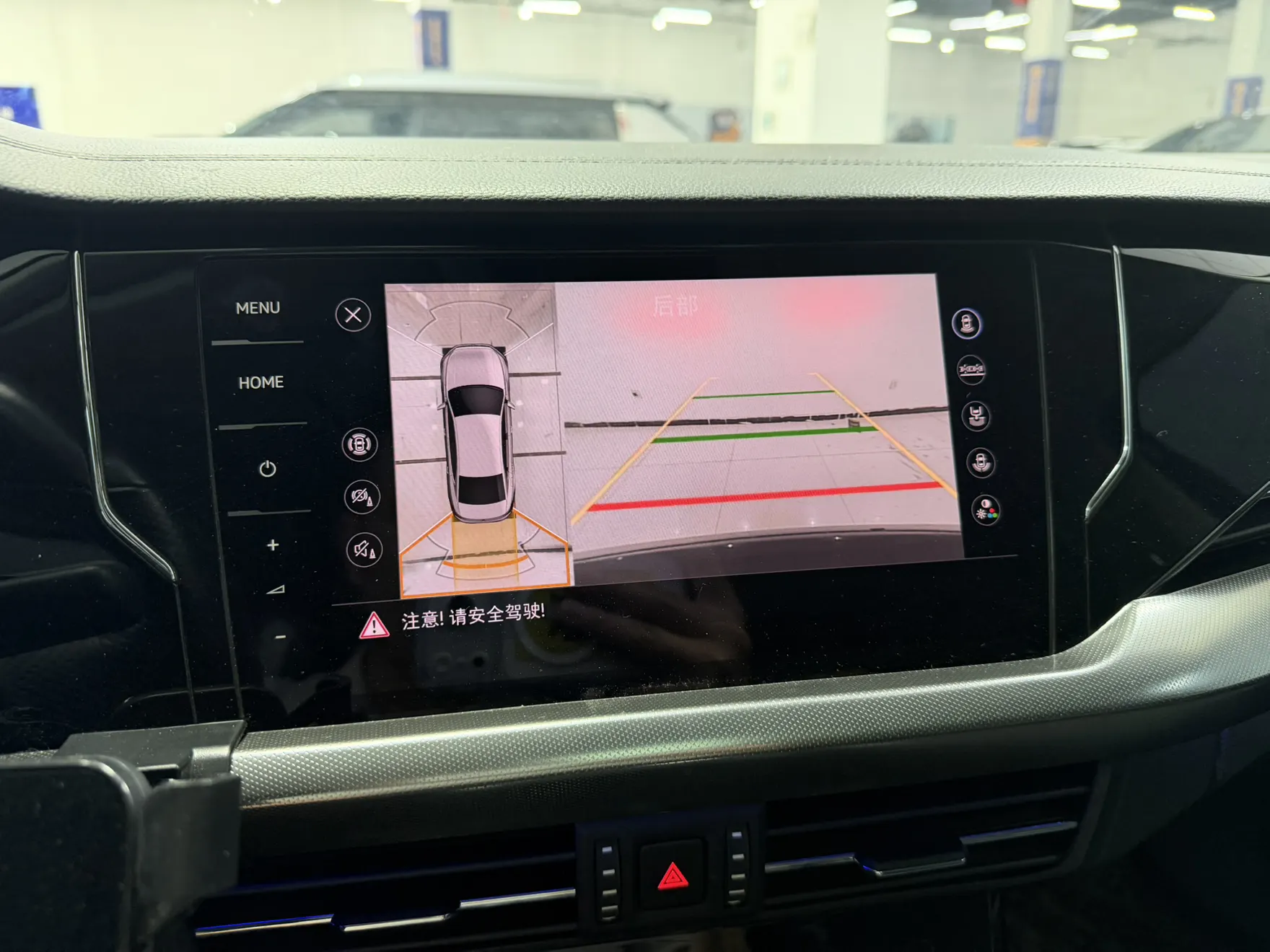 Volkswagen Passat, 2023 все фото