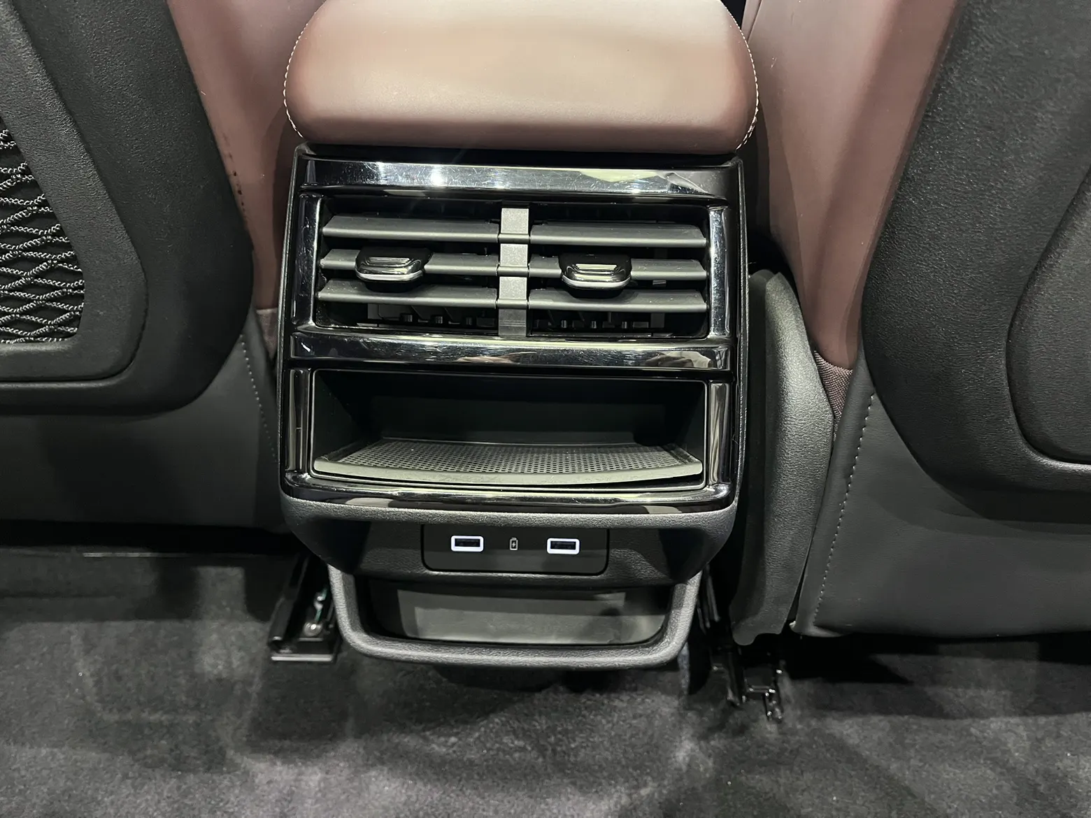 Geely Xingyue L, 2024 21