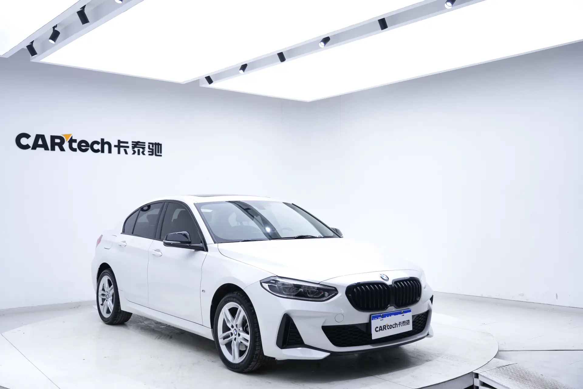 BMW 120i, 2023 14