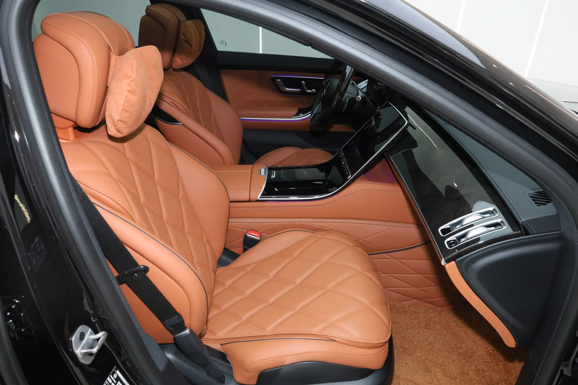 Mercedes-Benz S 480 4MATIC, 2025 19