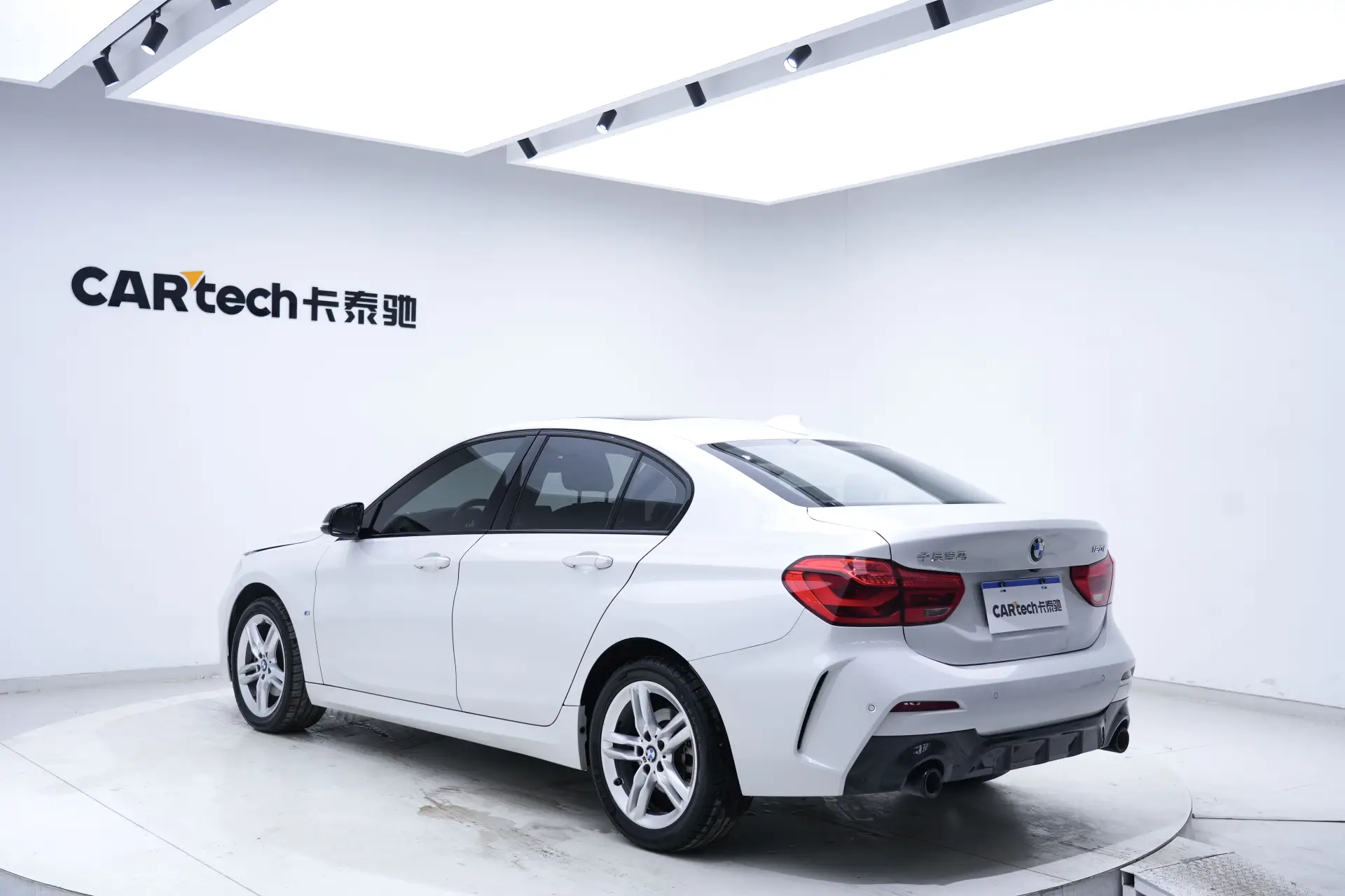 BMW 120i, 2023 7