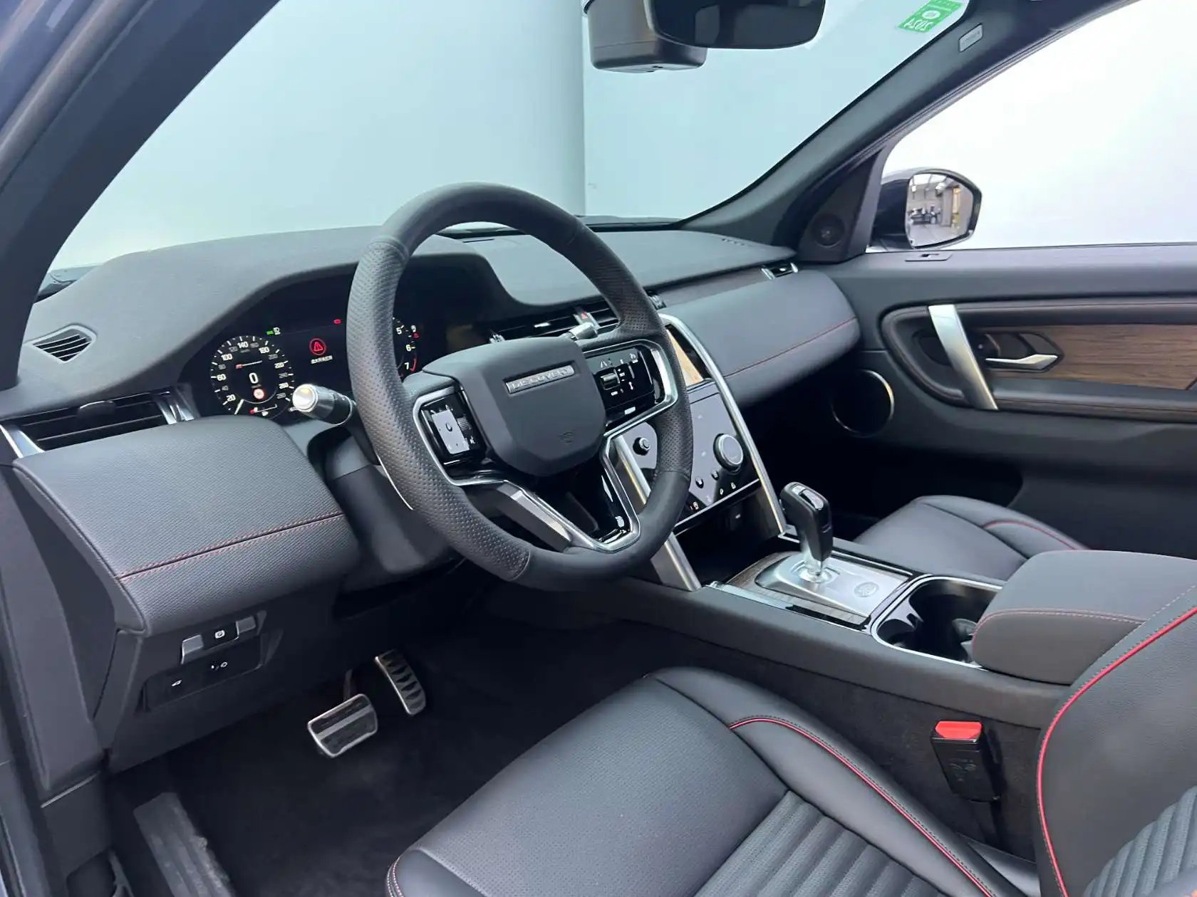Land Rover Discovery Sport, 2022 10