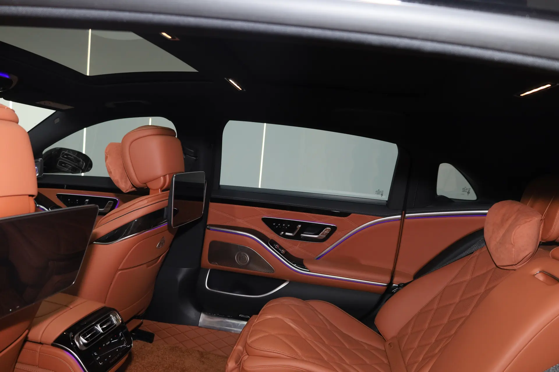 Mercedes-Benz S 480 4MATIC, 2025 24