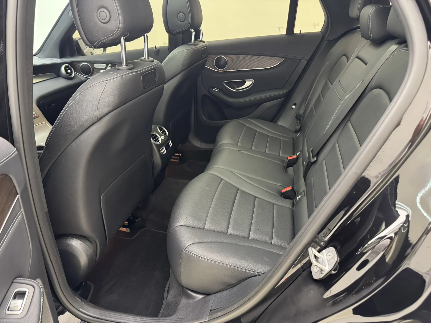Mercedes-Benz GLC 300 4MATIC, 2017 16