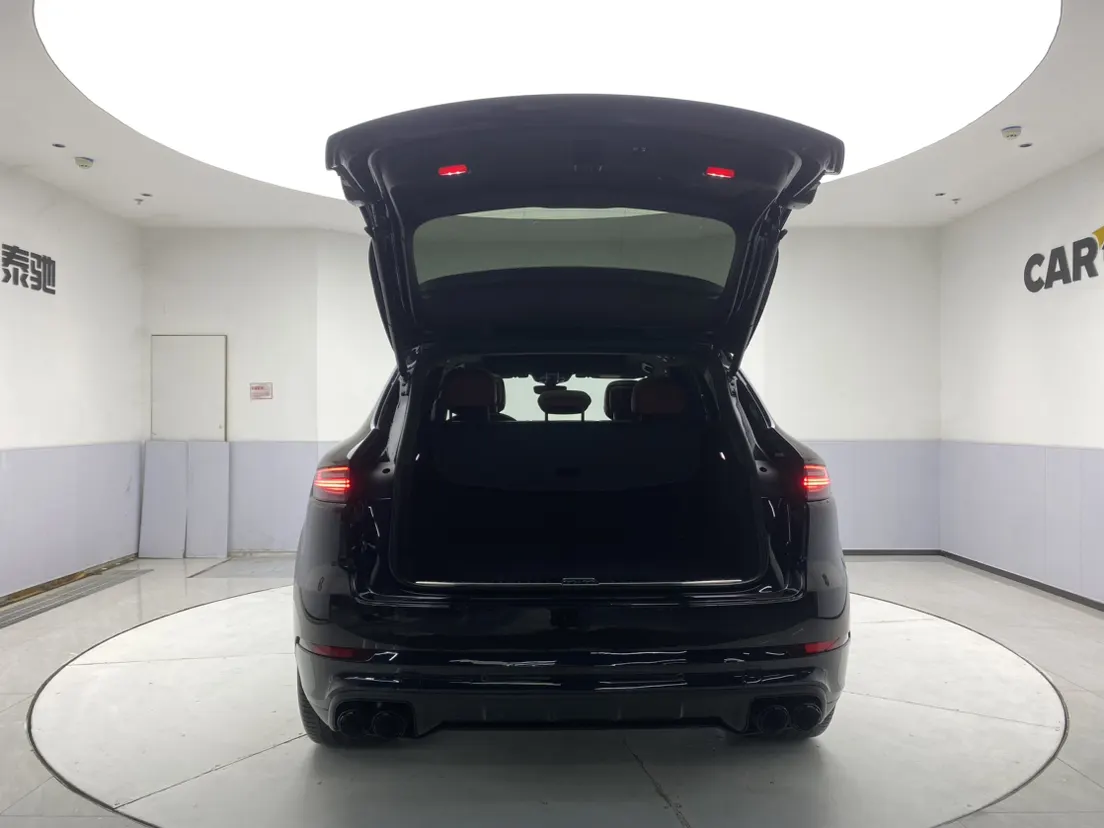 Porsche Cayenne, 2022 29