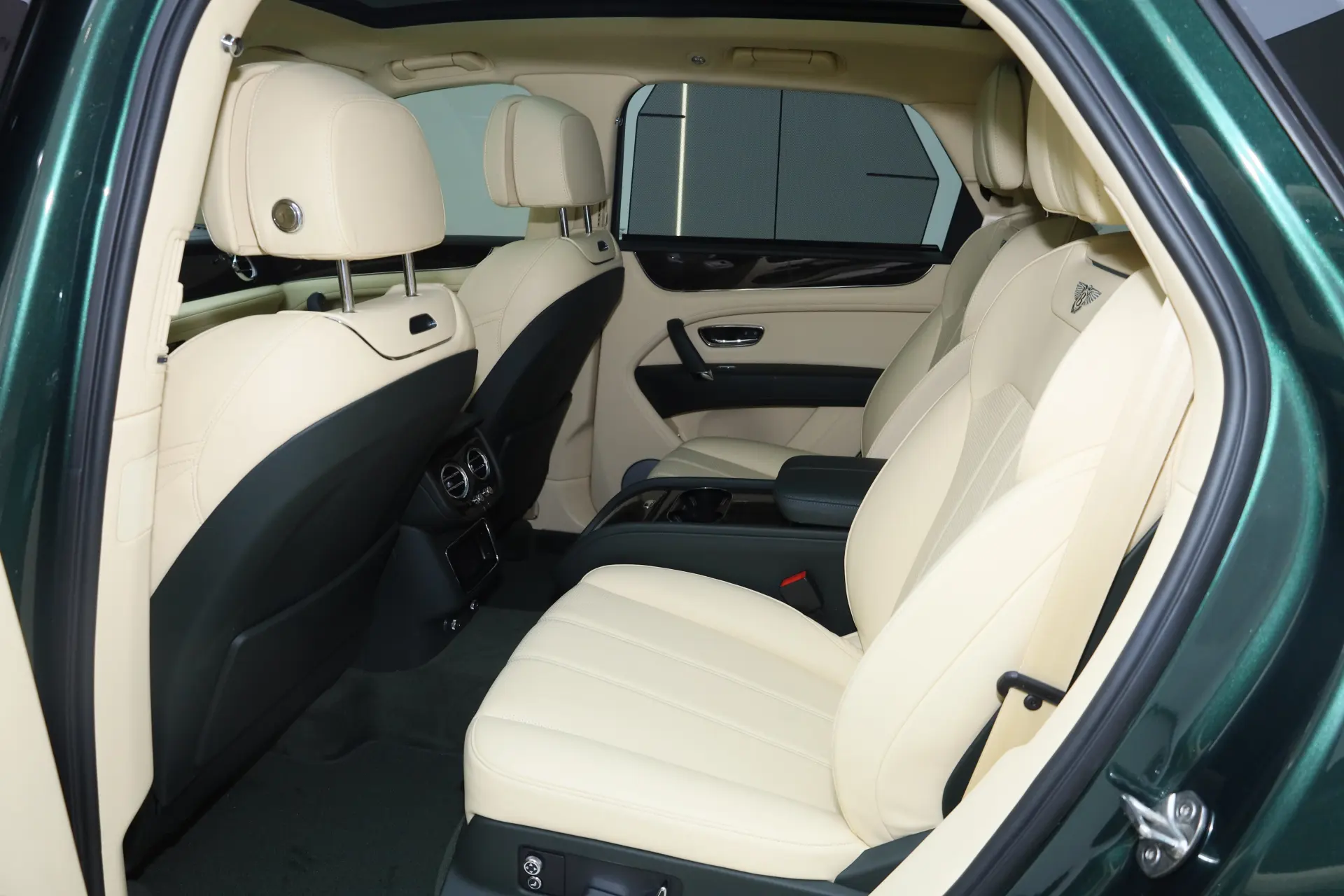 Bentley Bentayga, 2020 20