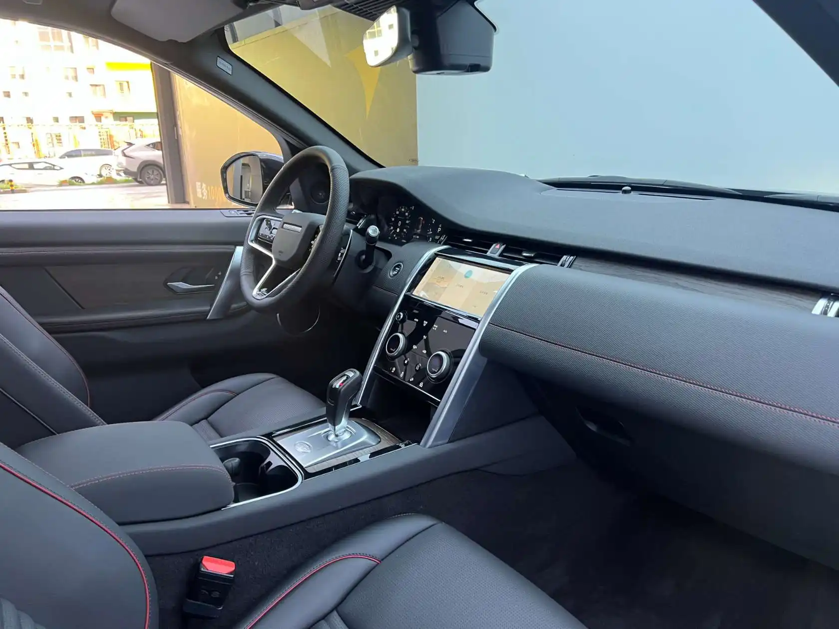 Land Rover Discovery Sport, 2022 18