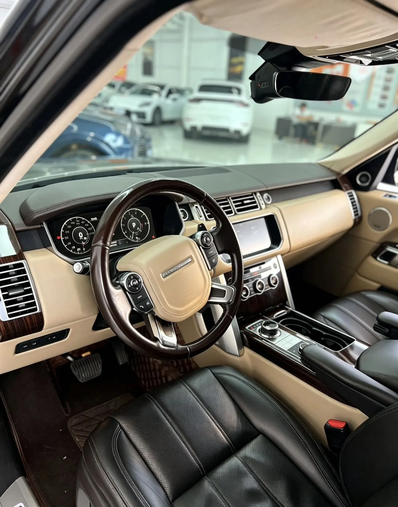 Land Rover Range Rover, 2018 12