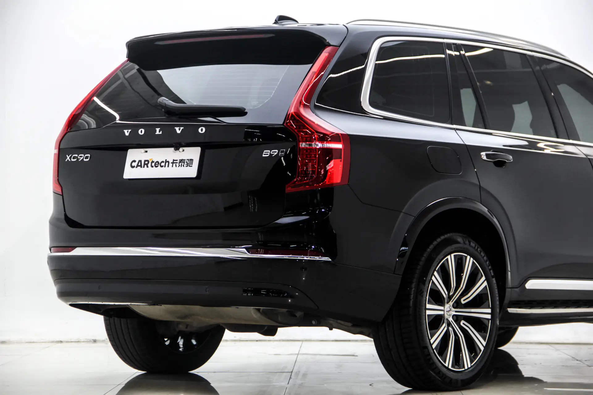 Volvo XC90, 2023 все фото
