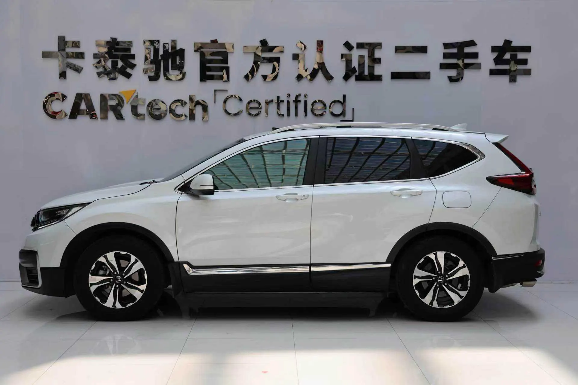 Honda CR-V, 2022 все фото