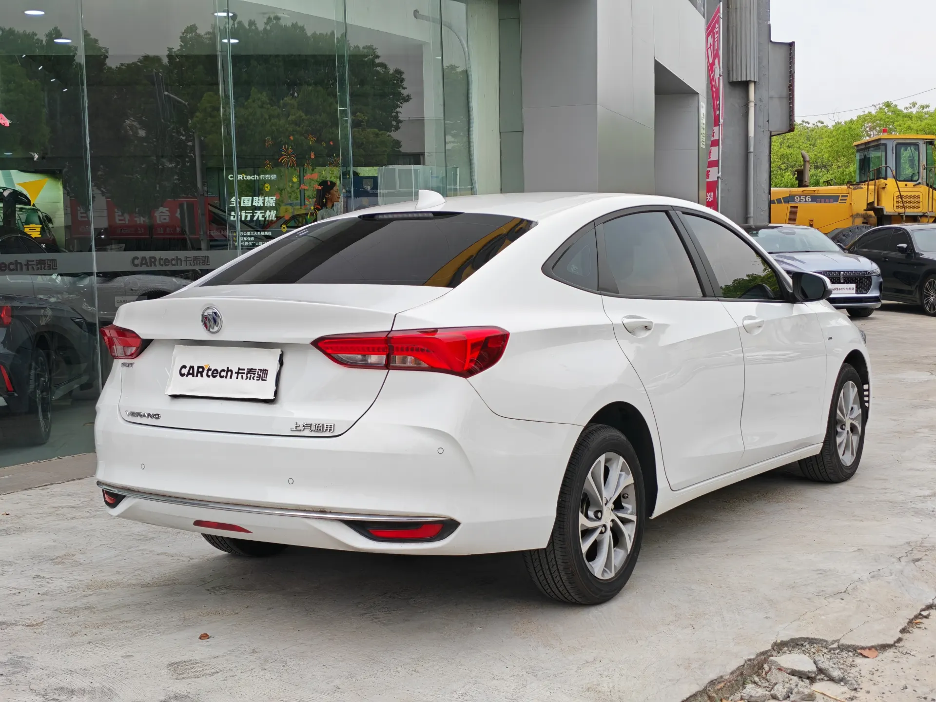 Buick Verano, 2022 3