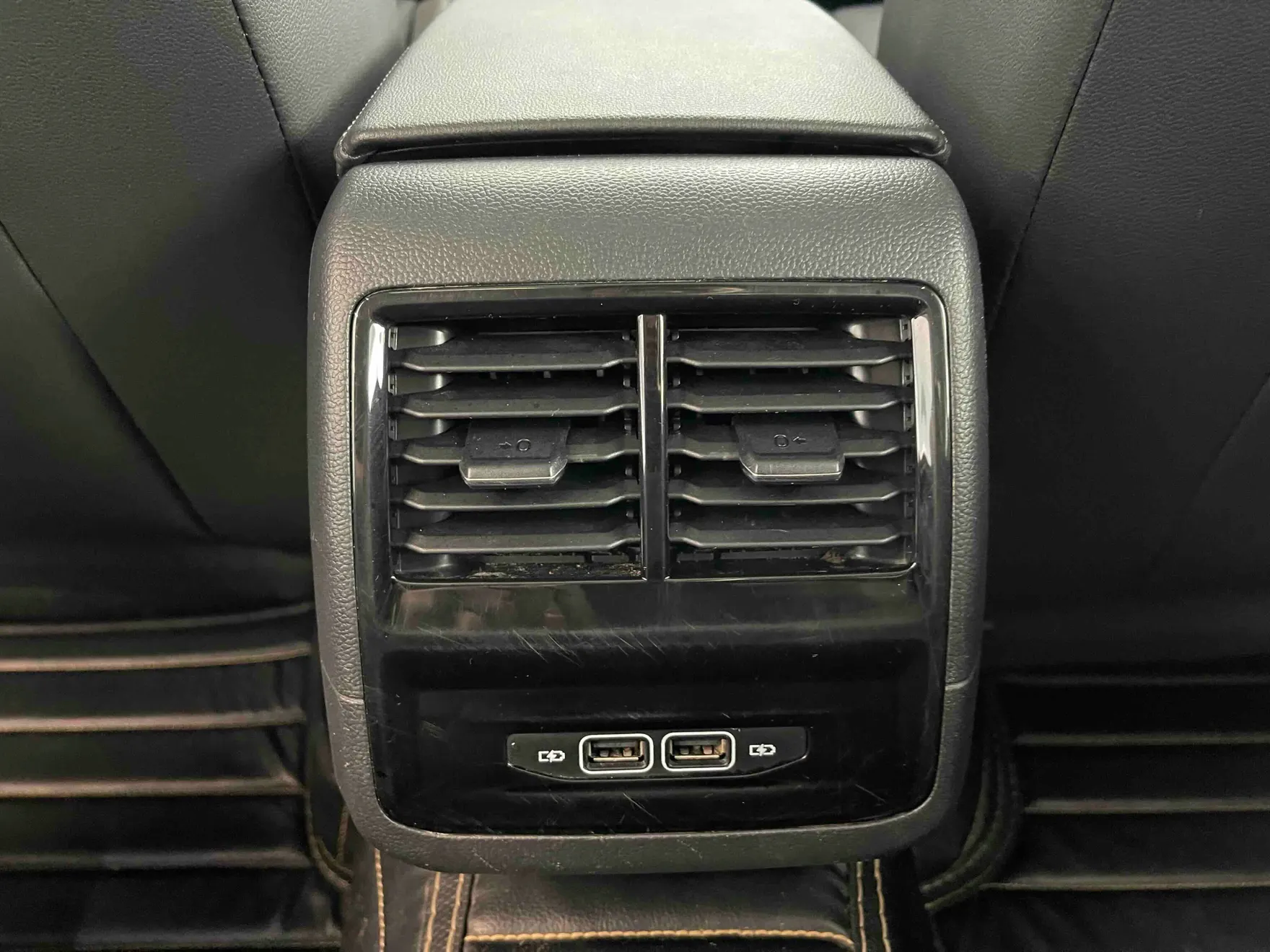 Volkswagen Sagitar, 2020 17