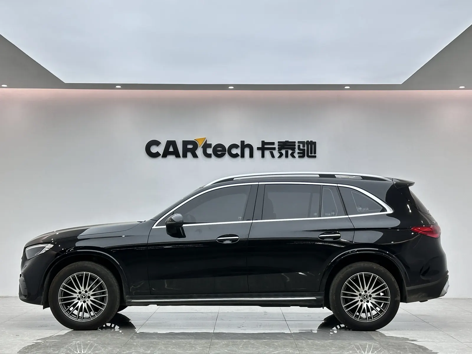 Mercedes-Benz GLC 300 L, 2023 2